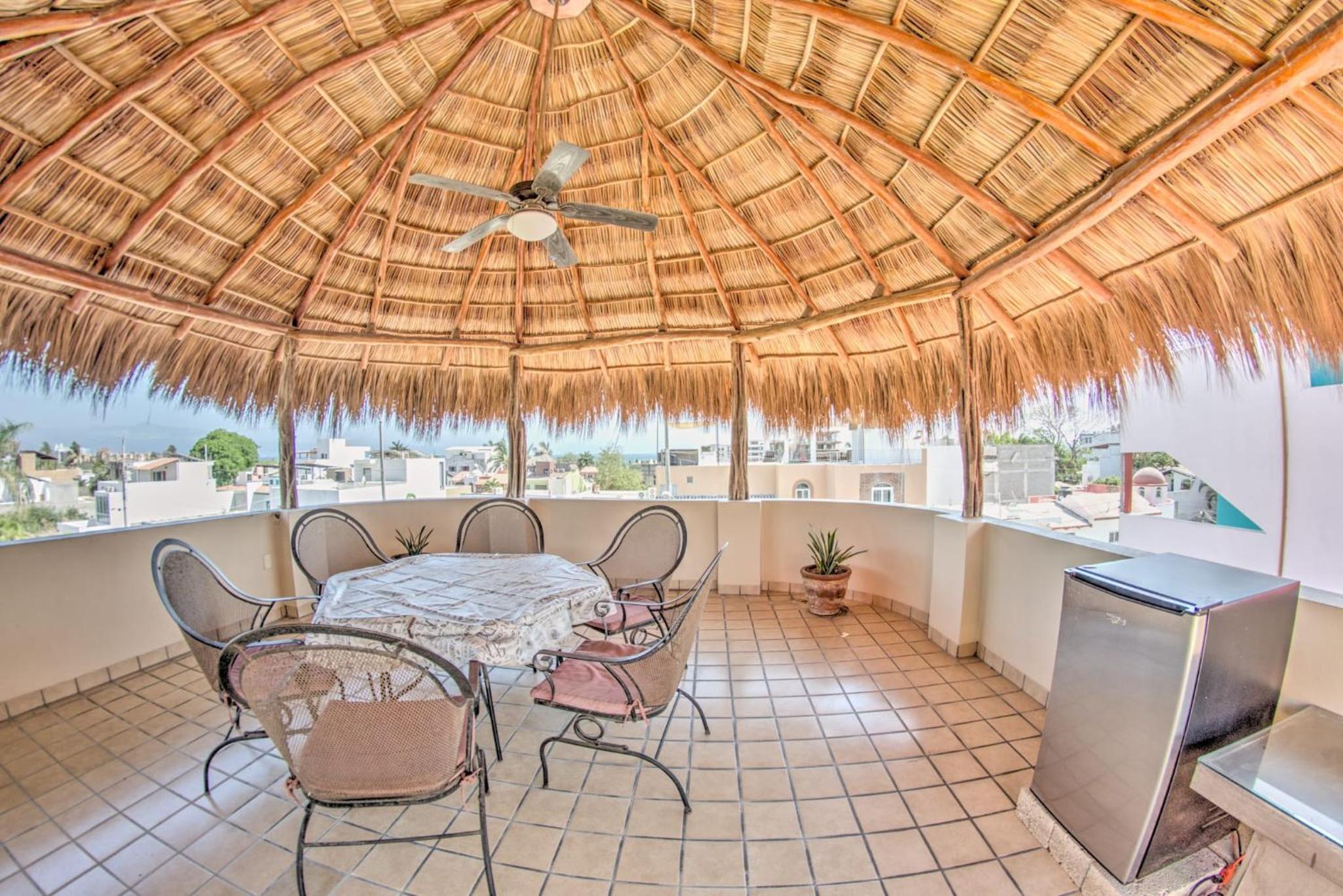 Casa Rodeo - Golden Zone Villa with Large Pool & Rooftop Ocean Views view 4