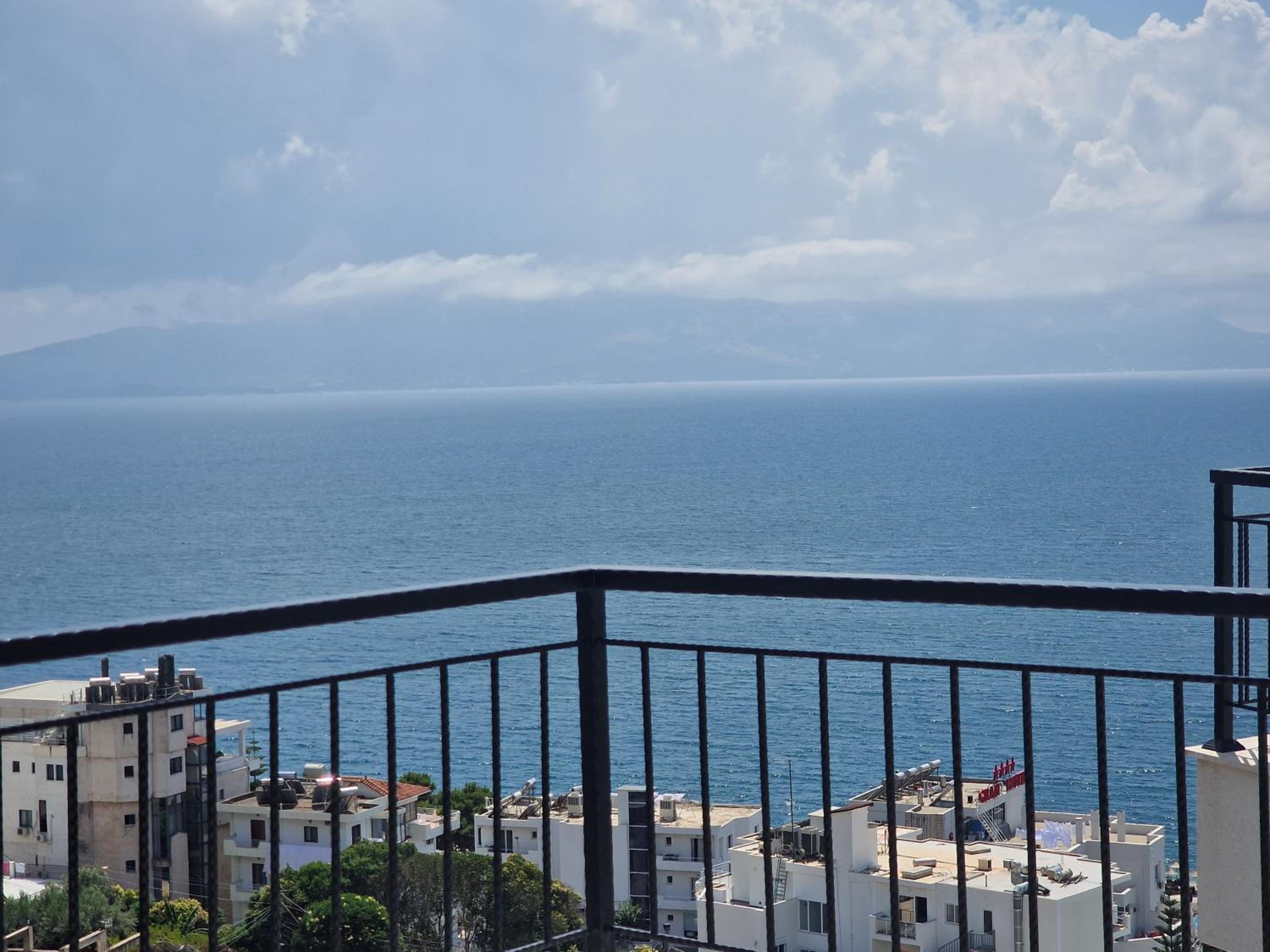 Joanna Suites