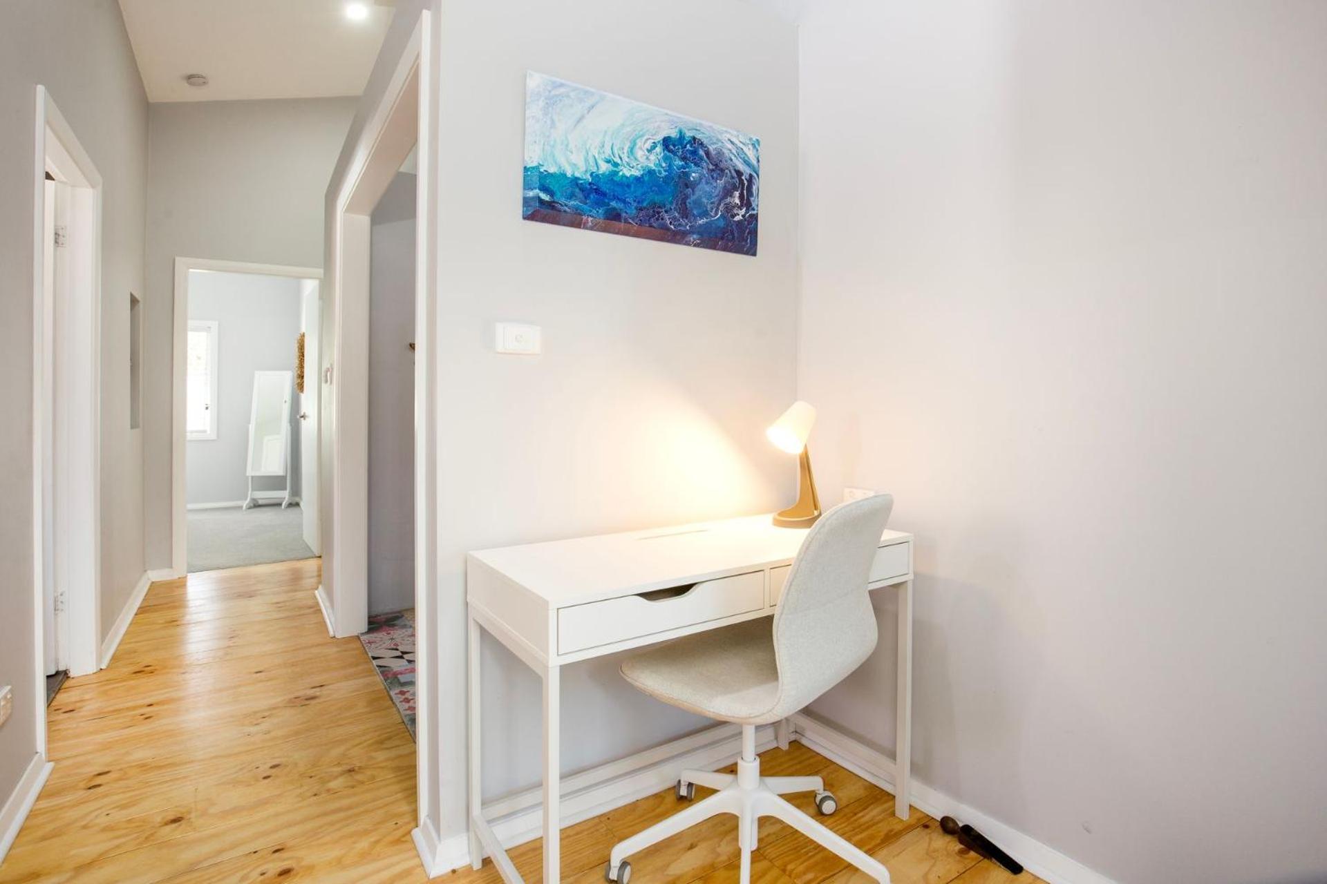 The Anchor - Pet Friendly - 5 Mins Walk to Beach - EV Charging