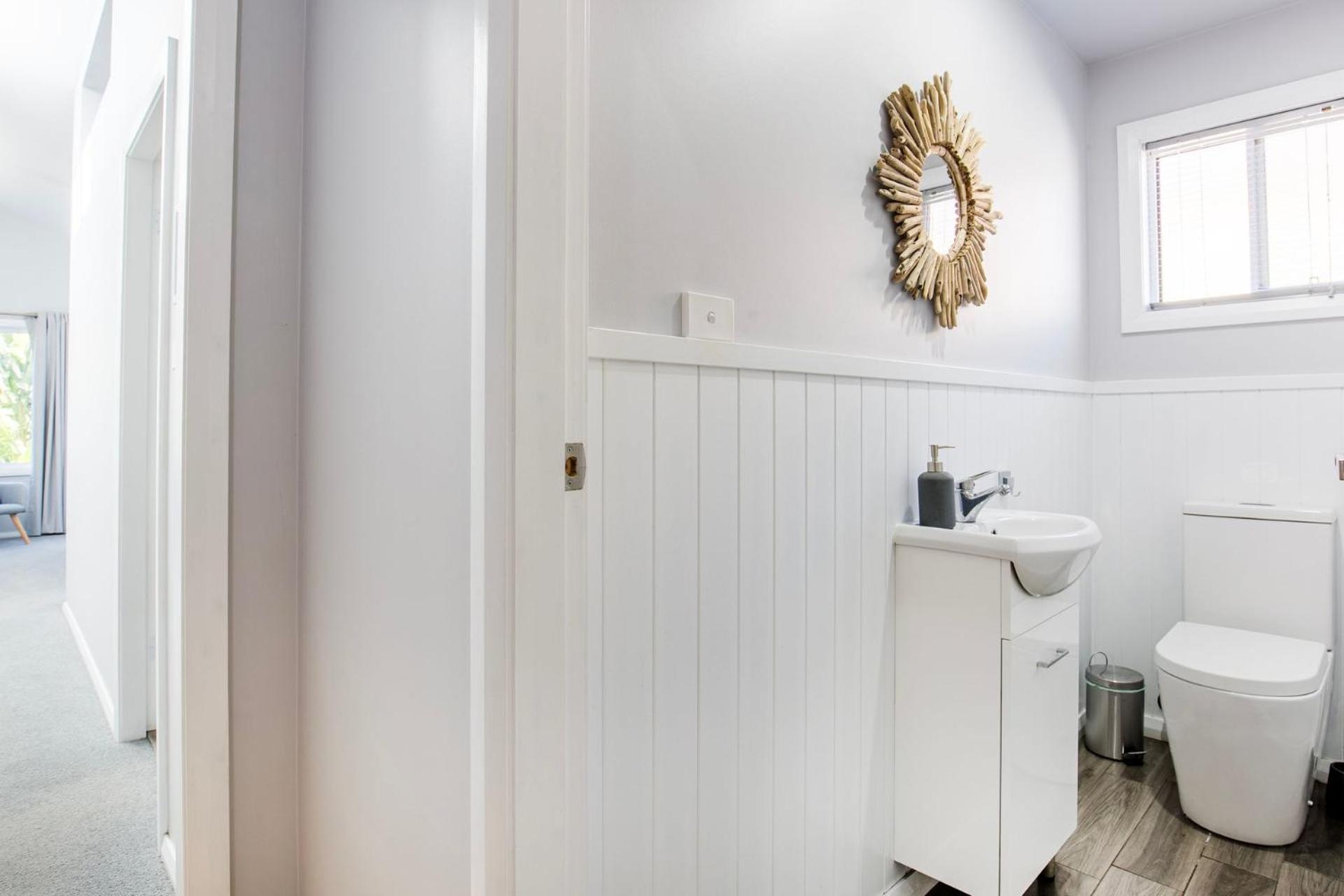 The Anchor - Pet Friendly - 5 Mins Walk to Beach - EV Charging