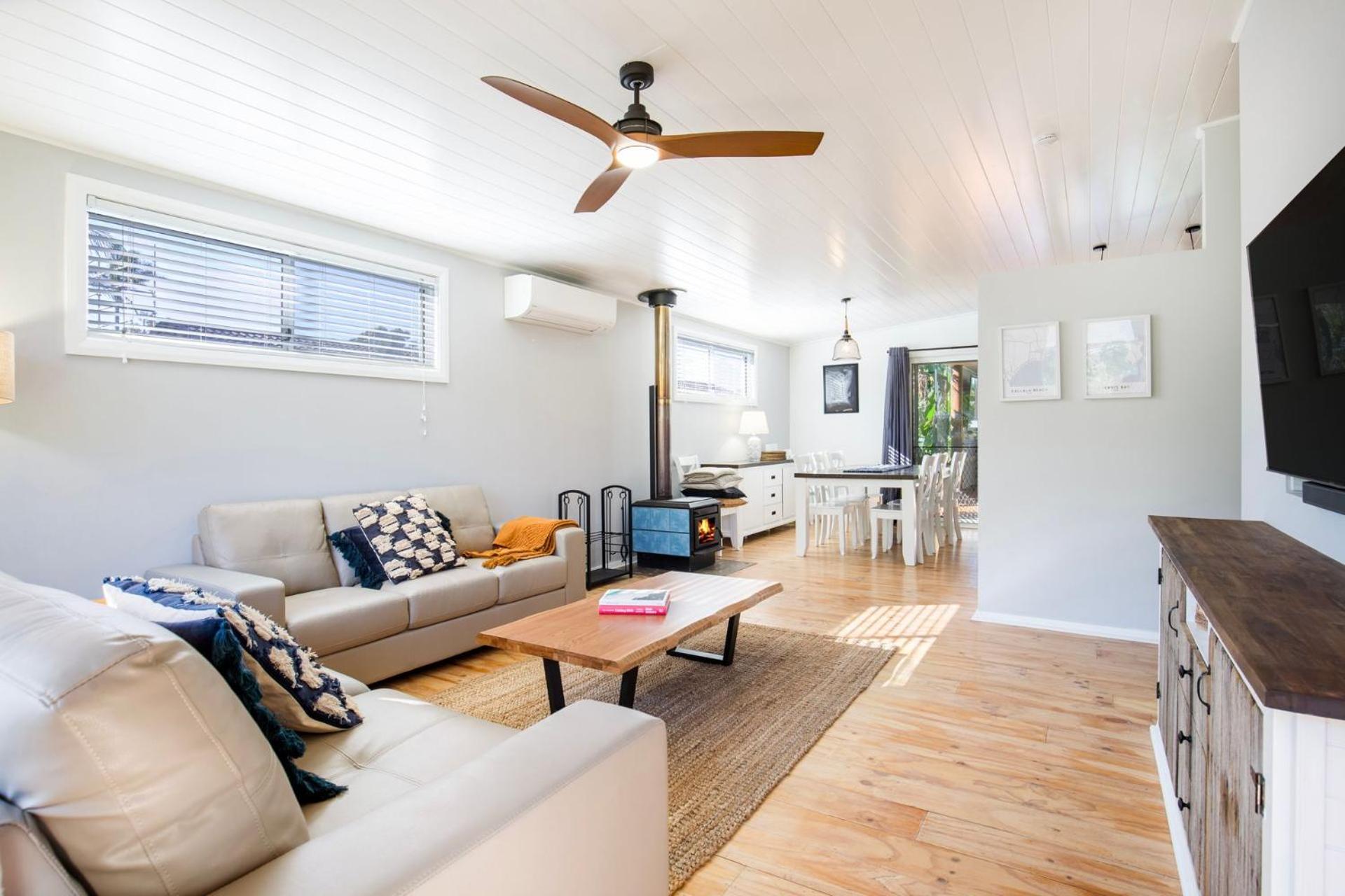 The Anchor - Pet Friendly - 5 Mins Walk to Beach - EV Charging