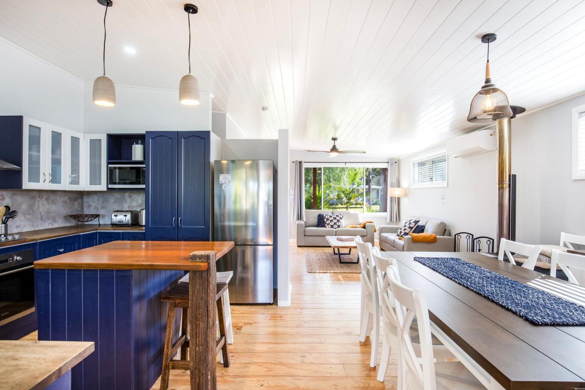The Anchor - Pet Friendly - 5 Mins Walk to Beach - EV Charging