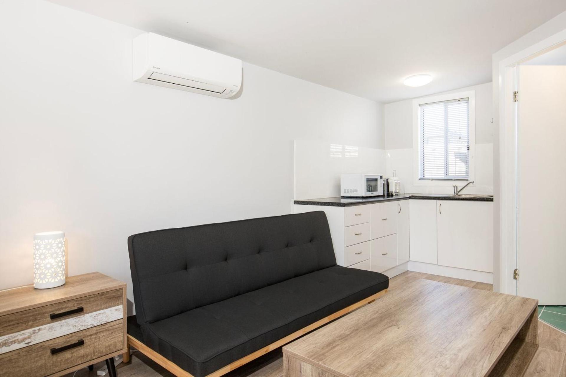 The Anchor - Pet Friendly - 5 Mins Walk to Beach - EV Charging