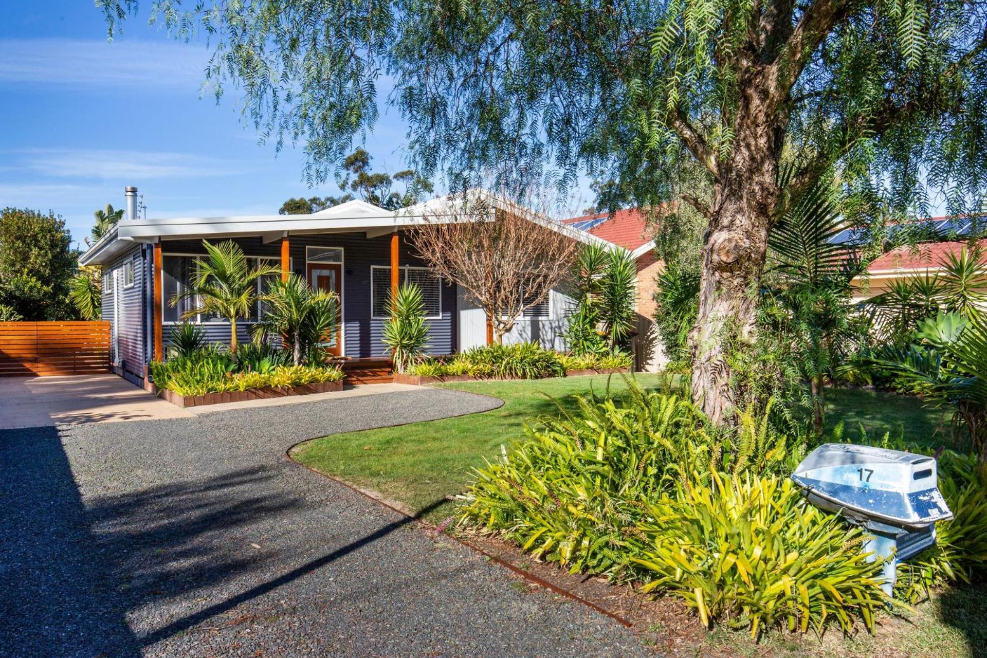 The Anchor - Pet Friendly - 5 Mins Walk to Beach - EV Charging