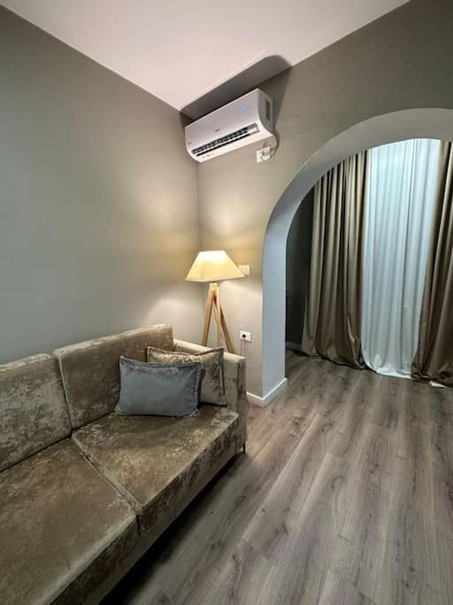 Bejart Apartment 4