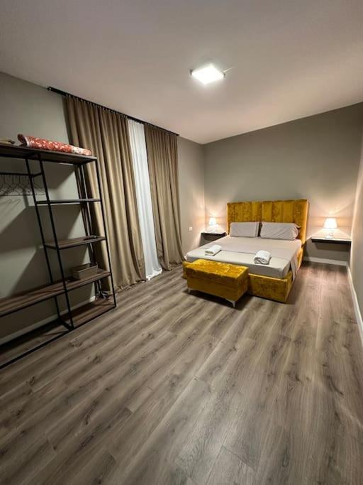 Bejart Apartment 4