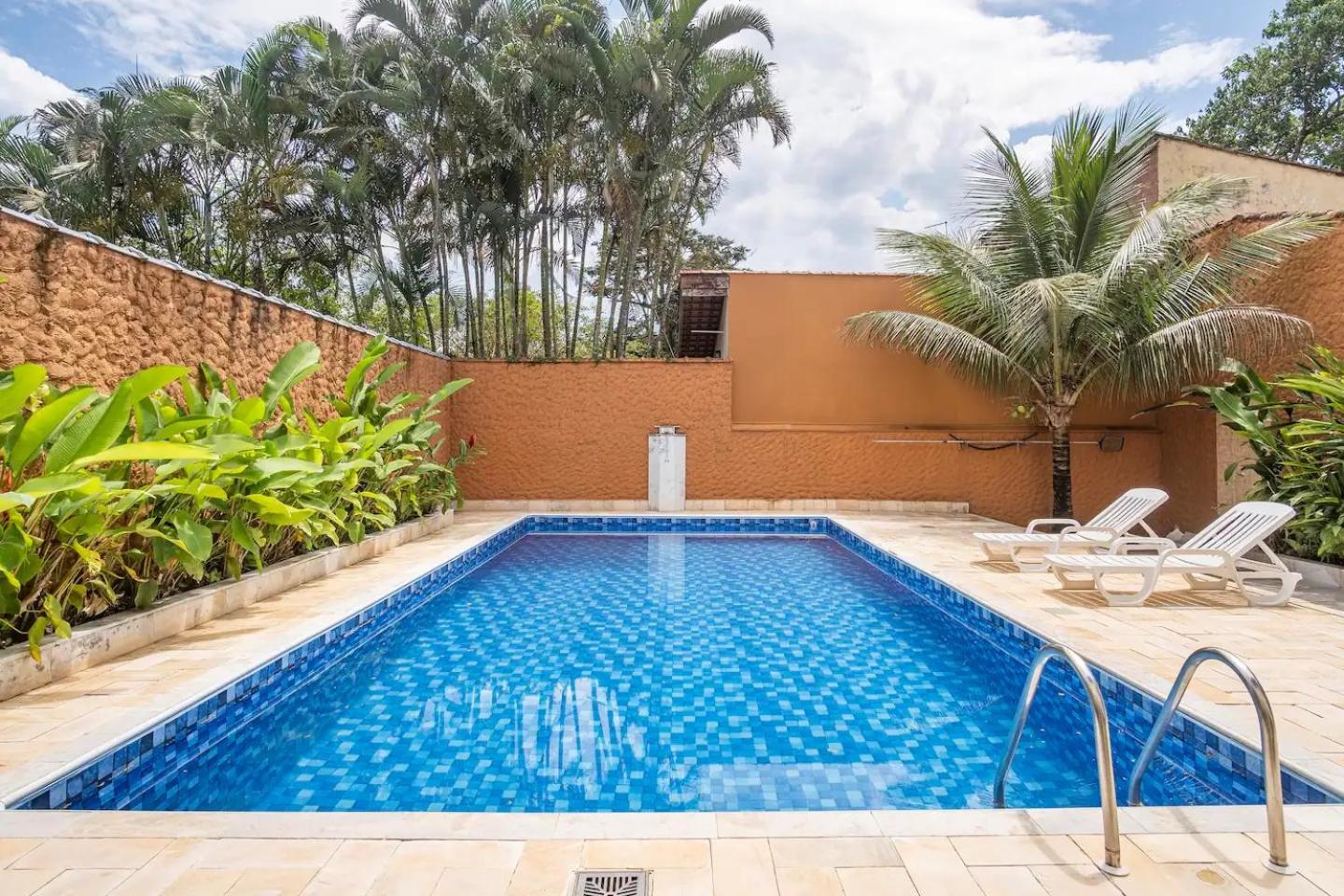Casa em condominio Caraguatatuba