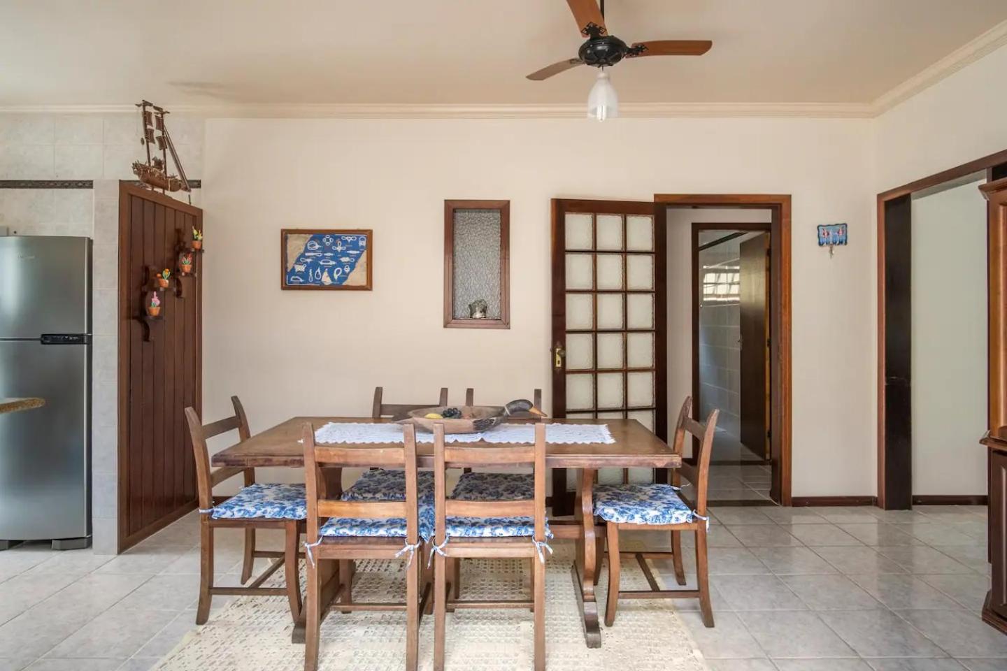 Casa em condominio Caraguatatuba