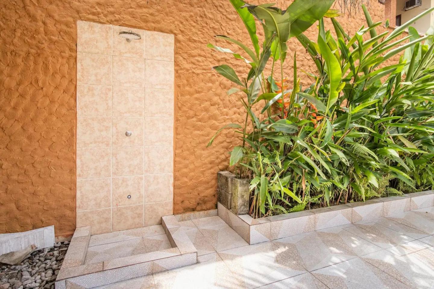 Casa em condominio Caraguatatuba