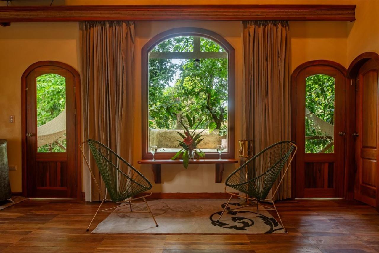 Arenal Ginger Home