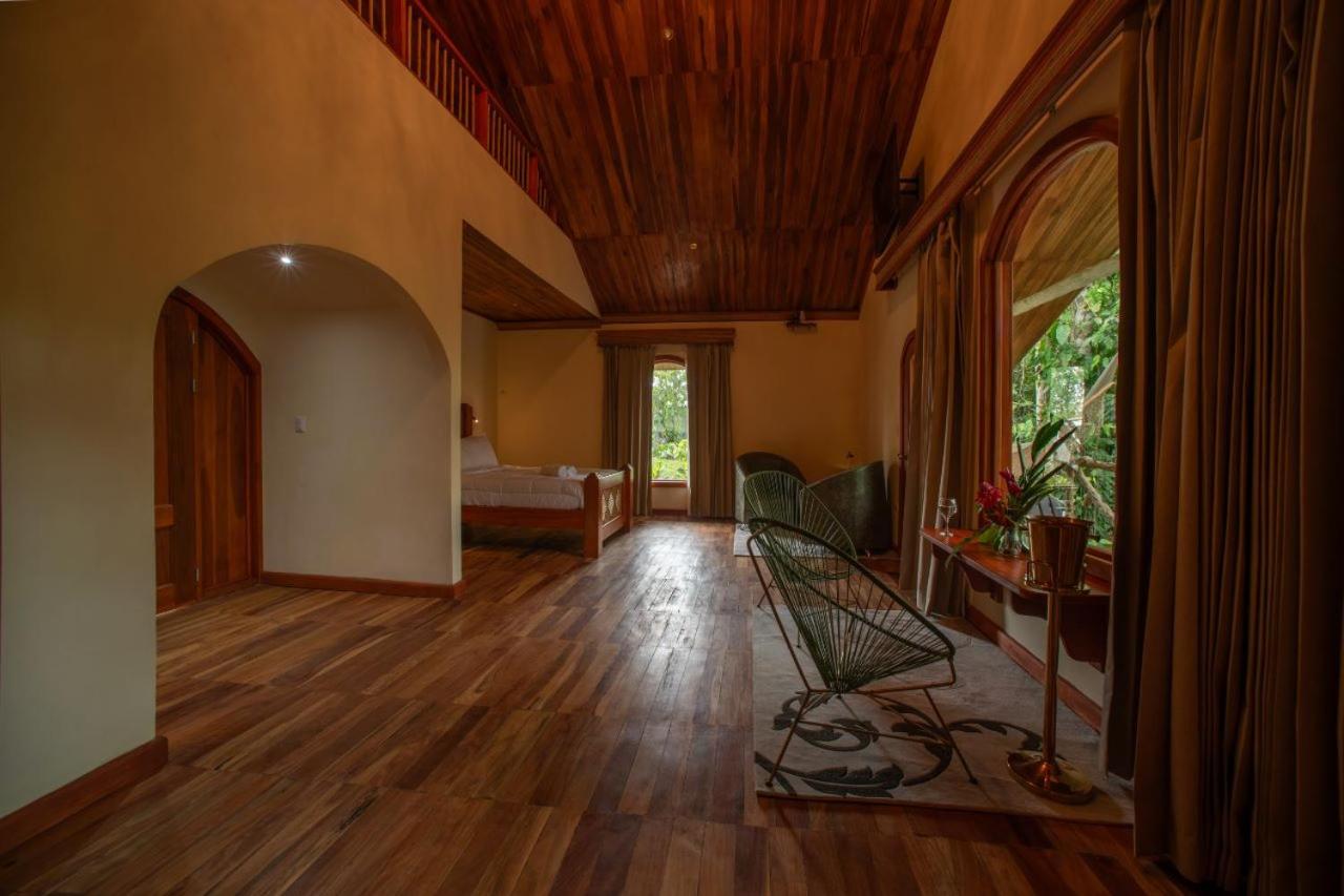 Arenal Ginger Home