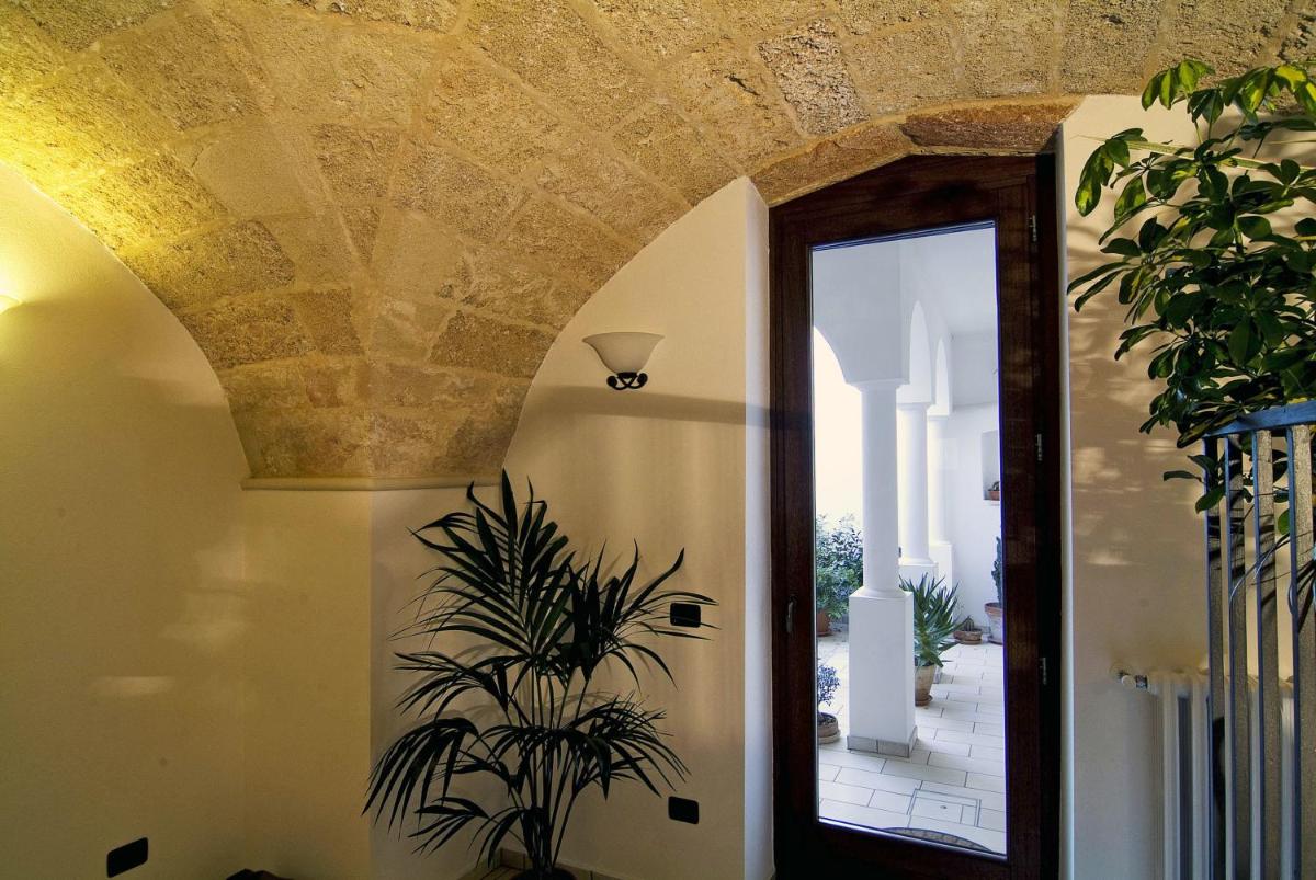B&b Altrov'è