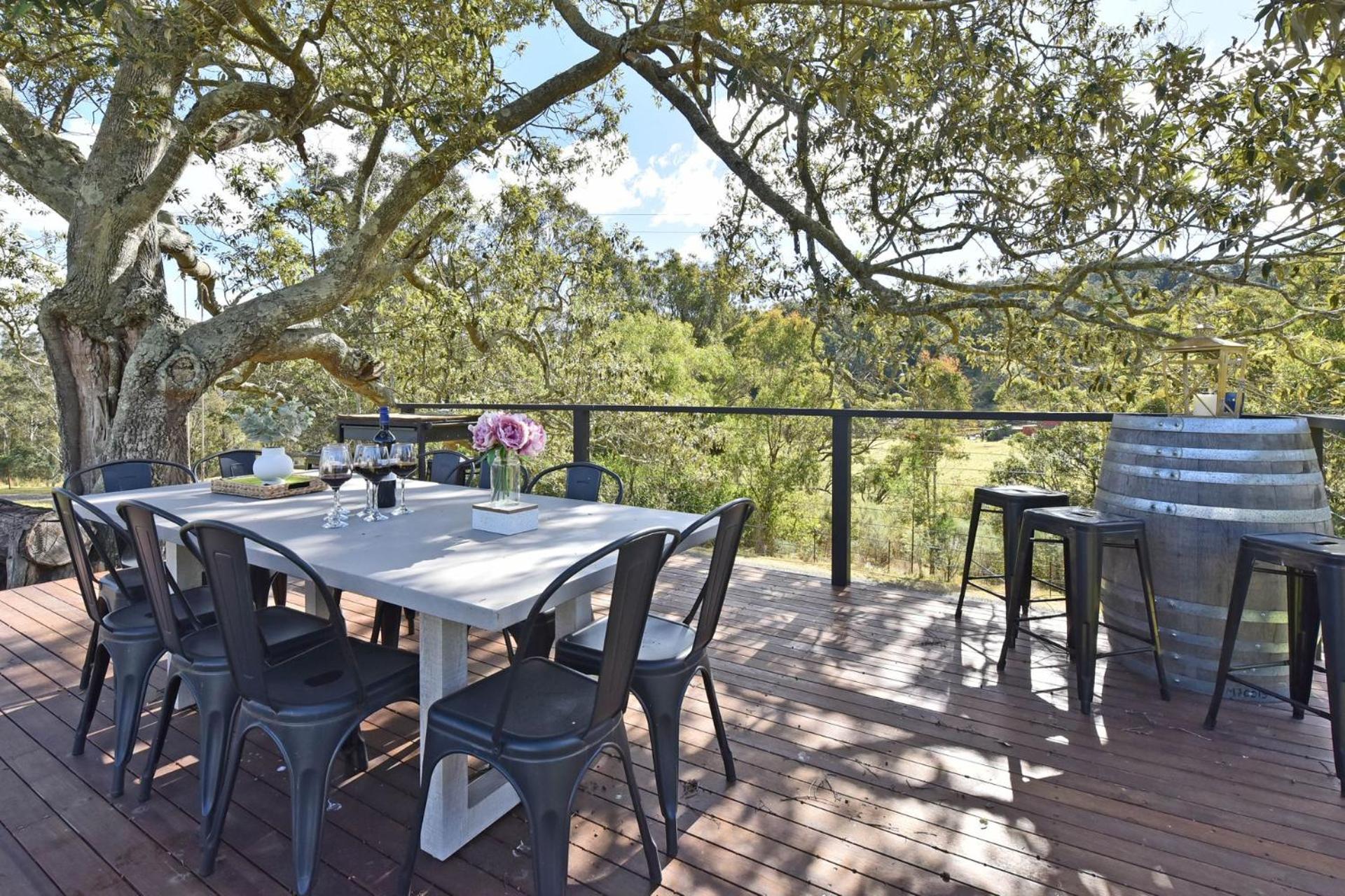 The Glass Ceiling 360 degree Mount View Hideaway