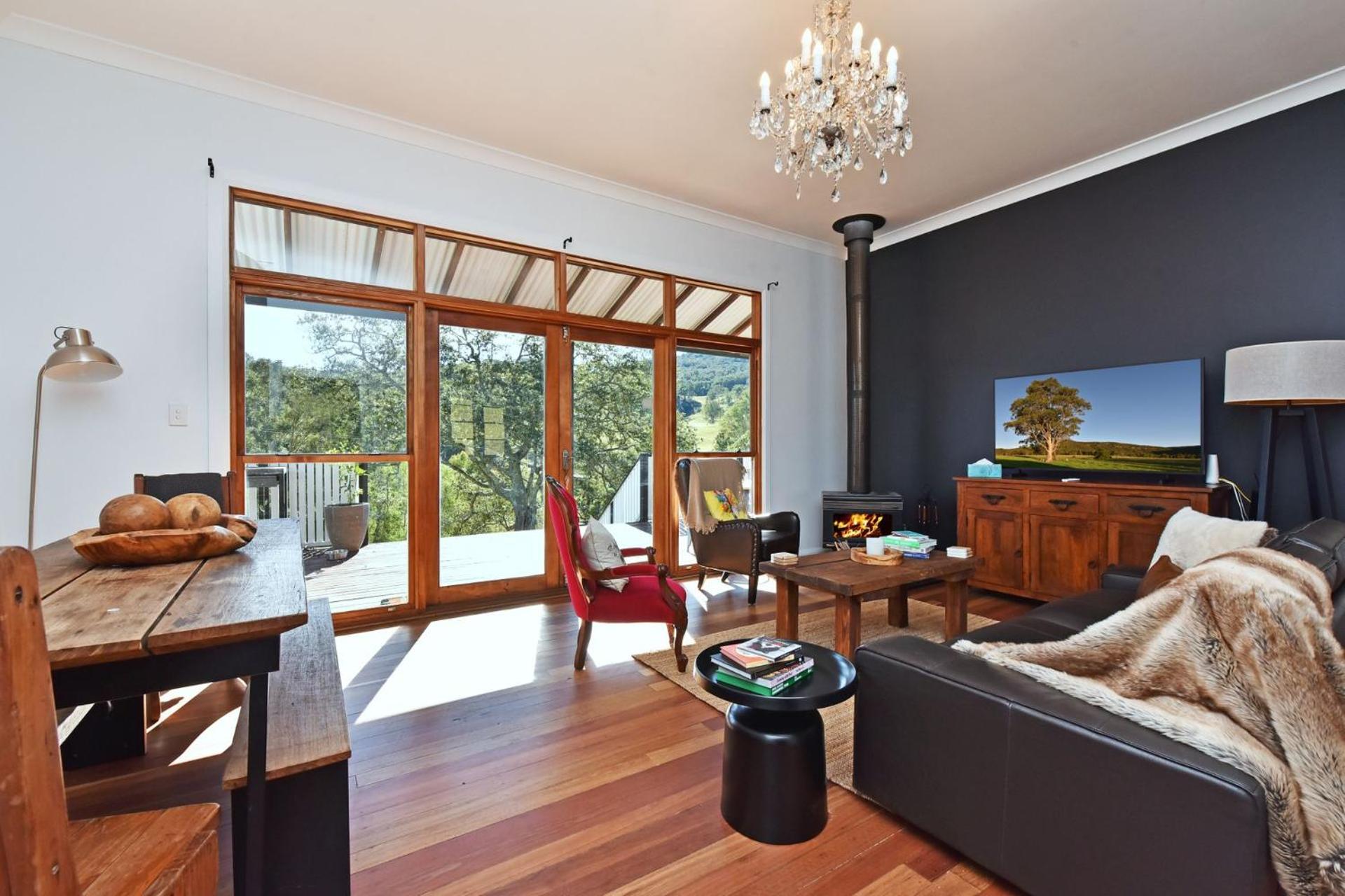 The Glass Ceiling 360 degree Mount View Hideaway