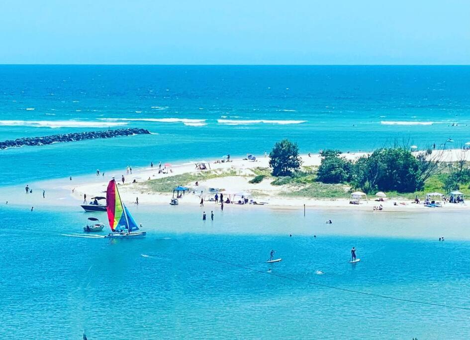 Currumbin Stunning Ocean Views!
