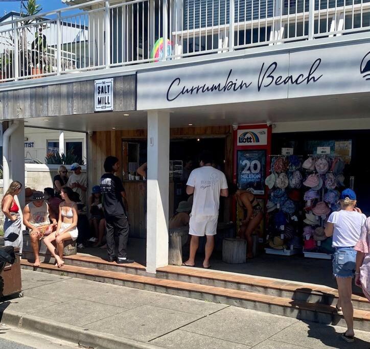 Currumbin Stunning Ocean Views!