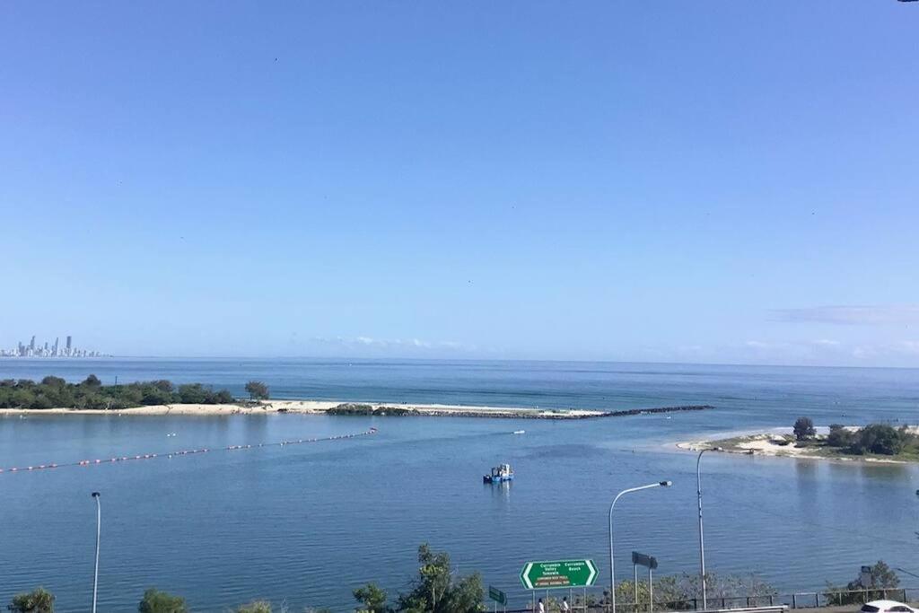 Currumbin Stunning Ocean Views!