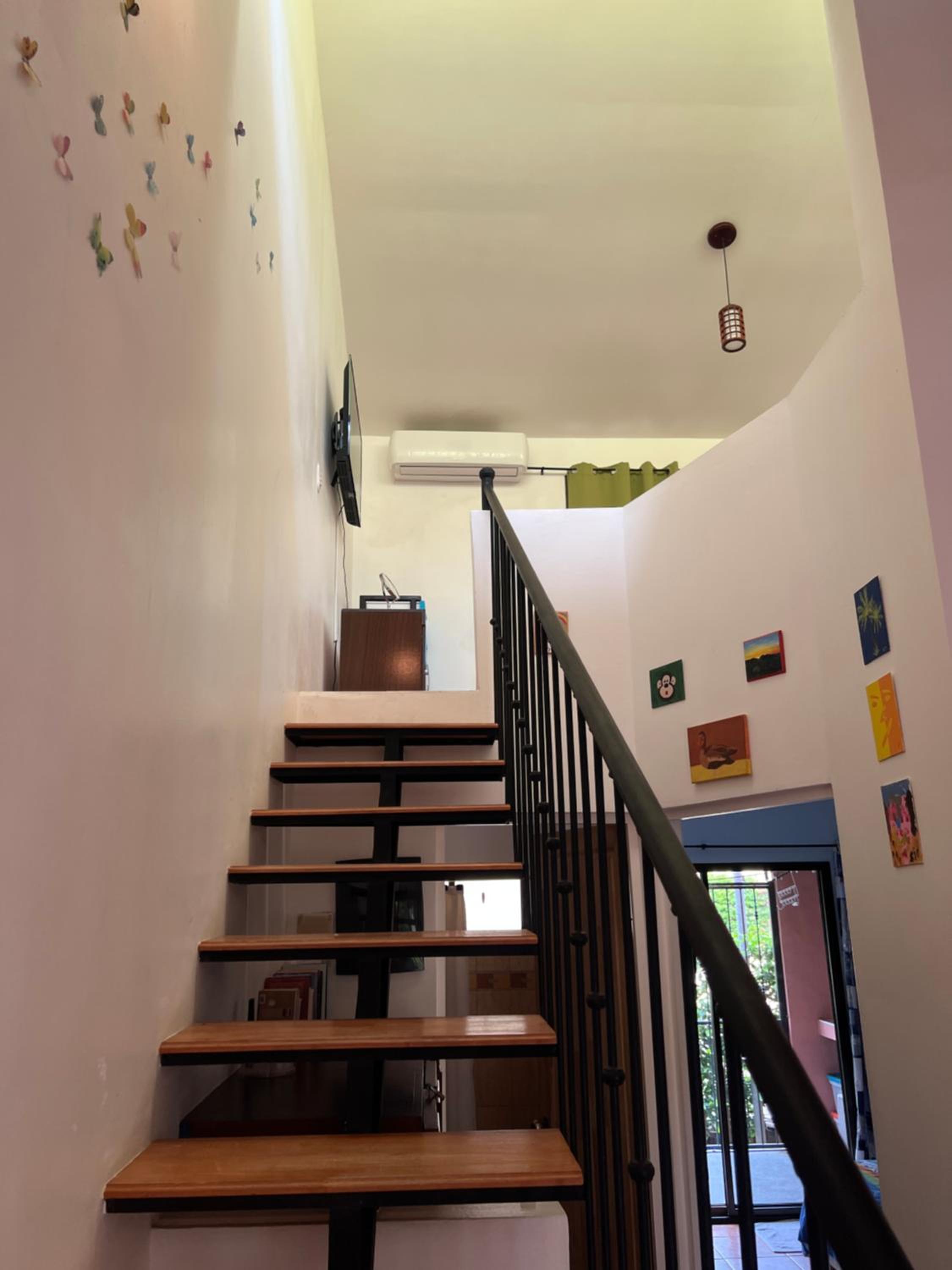 Mariposa End Unit Loft