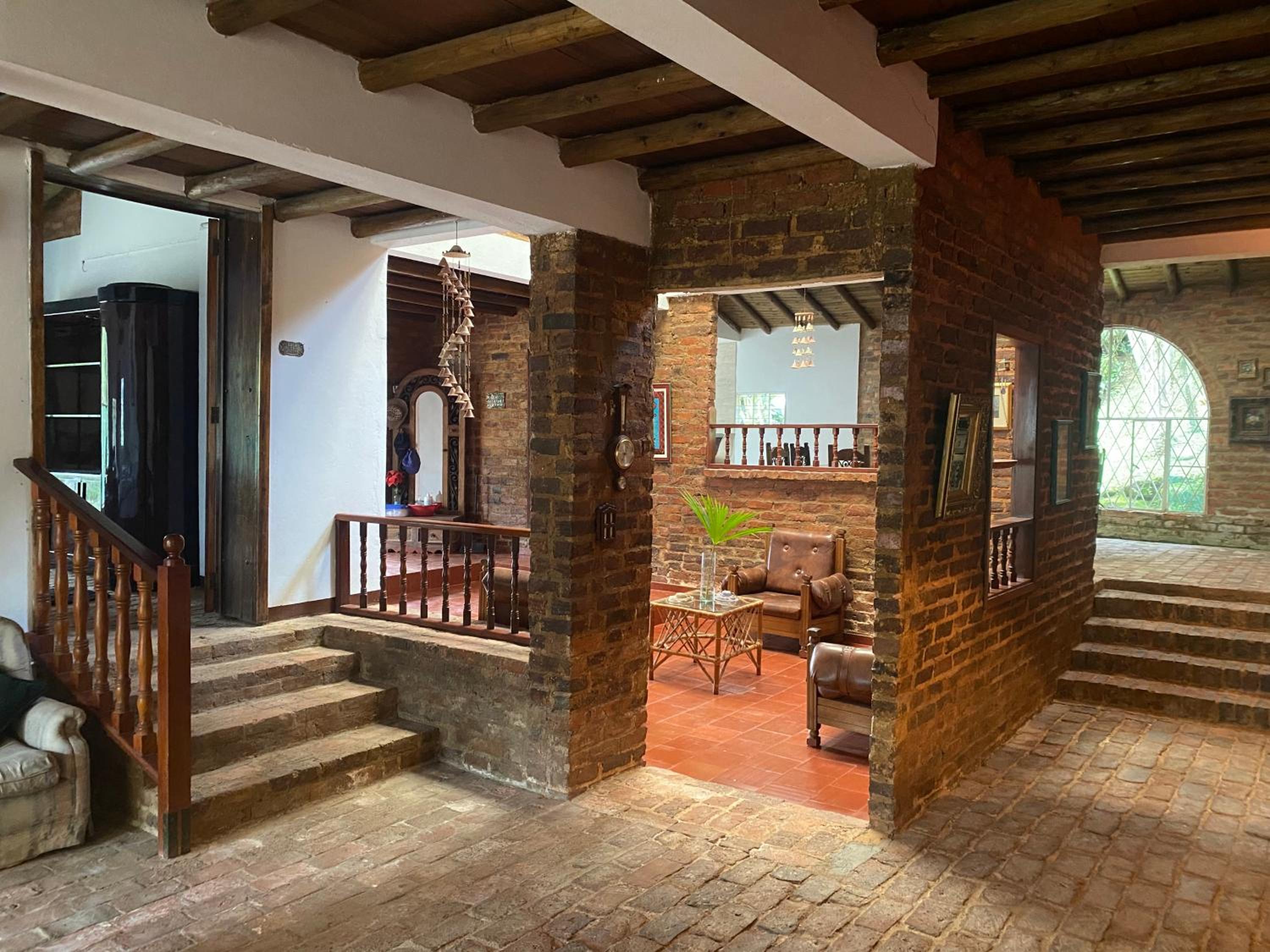 Hermosa Casa Campestre con Piscina y Jacuzzi