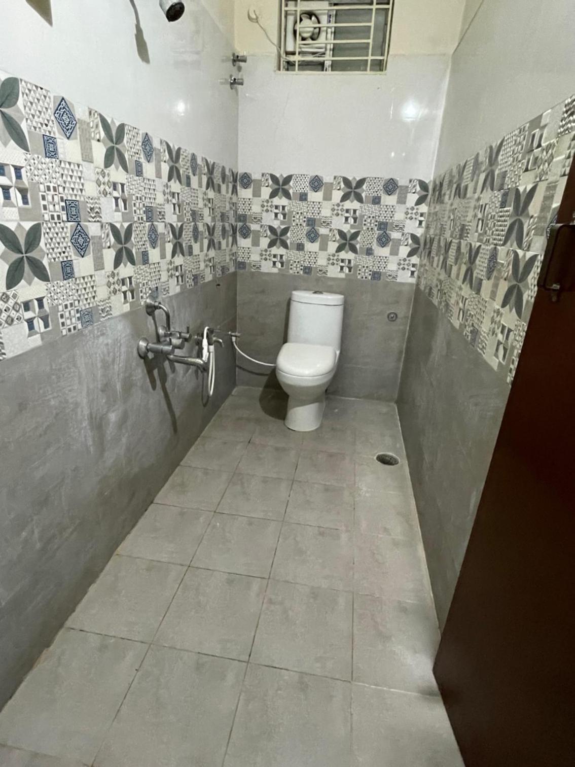 SSN Home Stays in Tirupati Near Alipiri