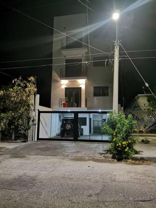 MaaR Estudio 3, a 2 cuadras del Malecón de La Paz