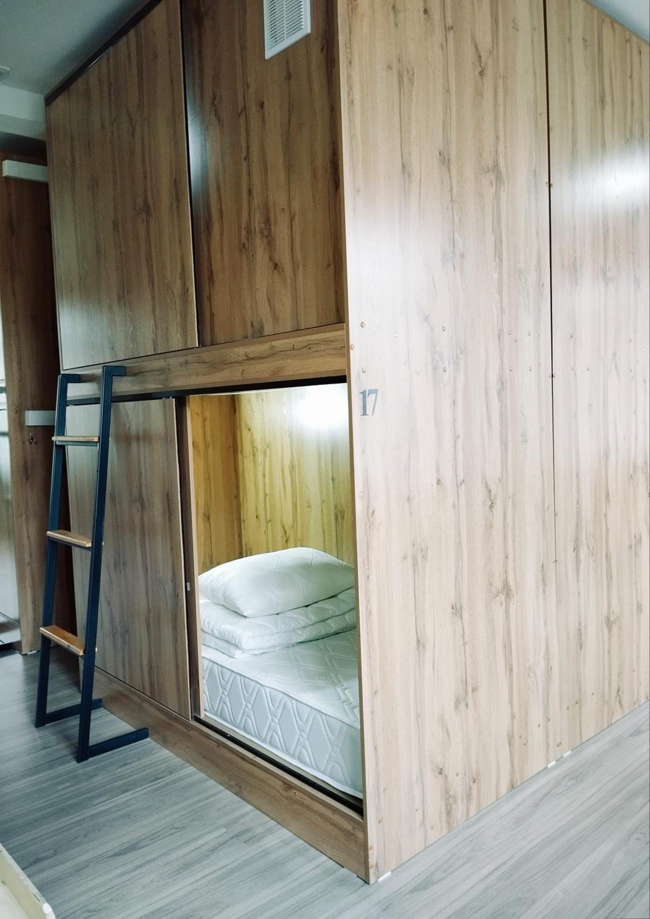Salma Capsule Hostel