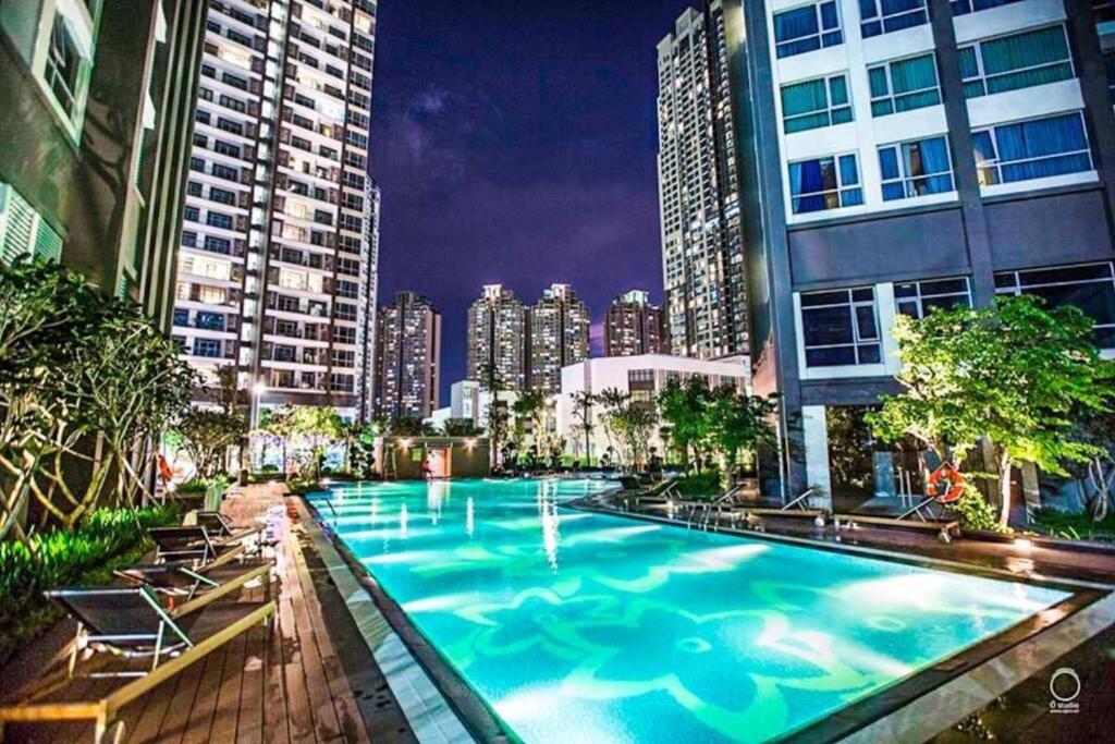 3BRLuxury Apt-City View-Pool&Gym