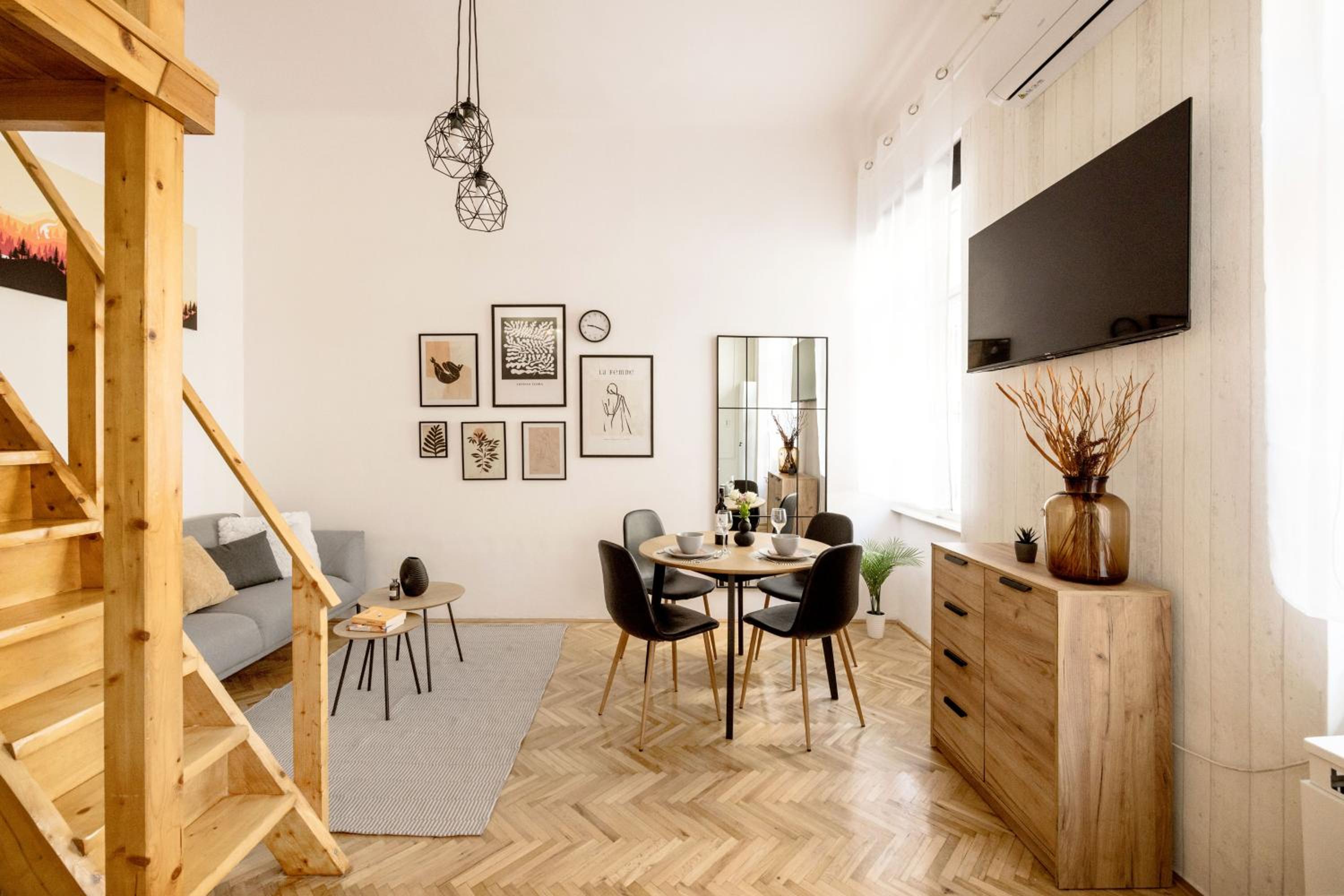 Balint Budapest Apartment next to Synagogue, best location in city center view 4