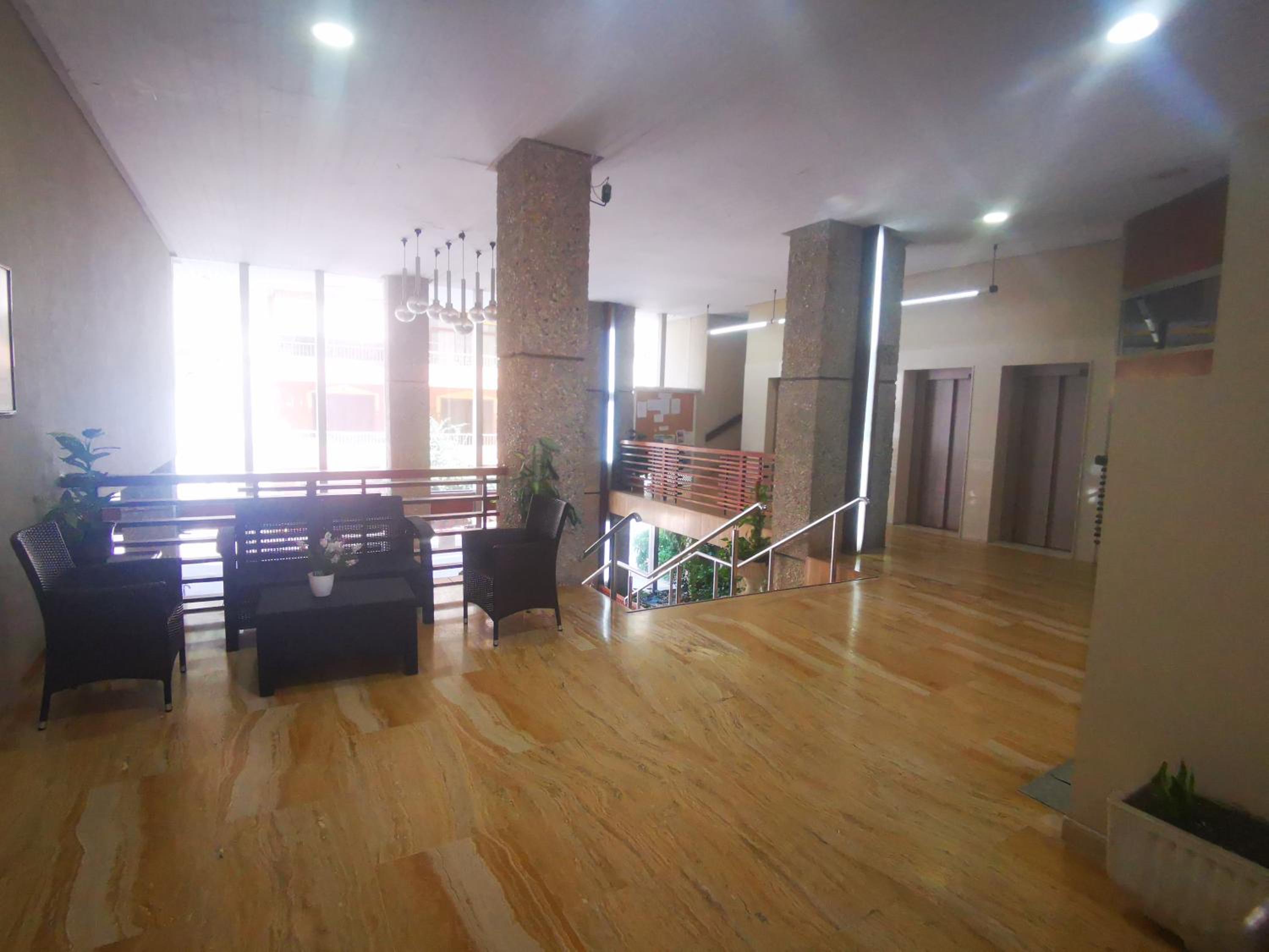 VICO Estudio con parking photo 5