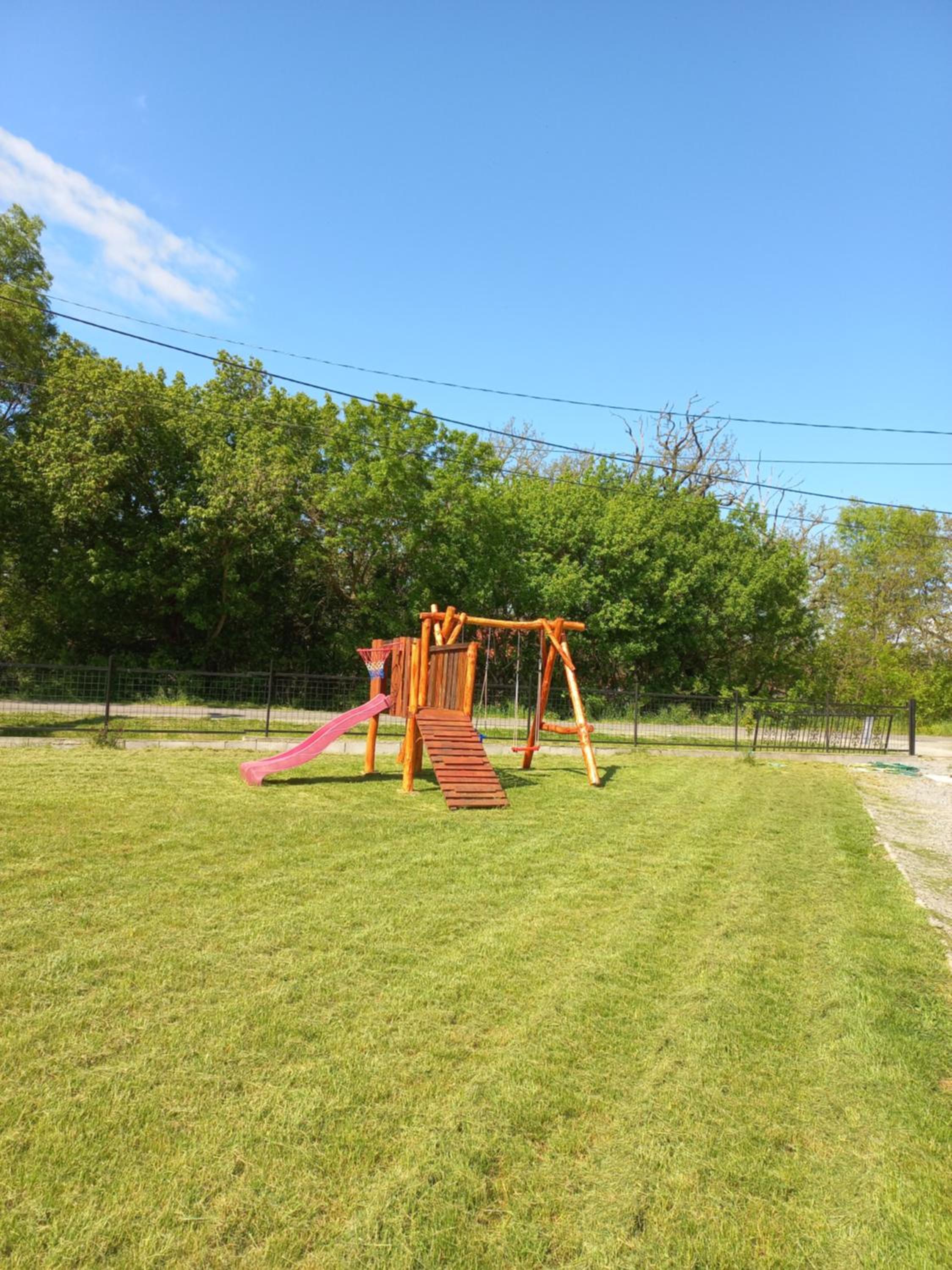 Photo 33