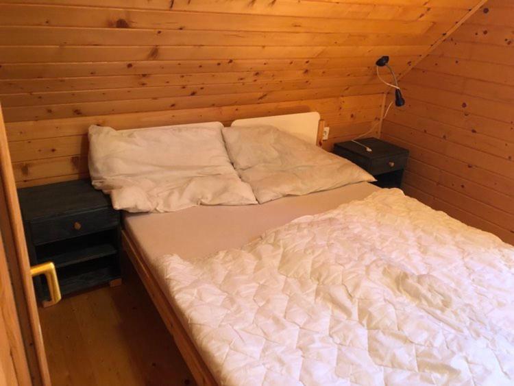 Álmos Apartman