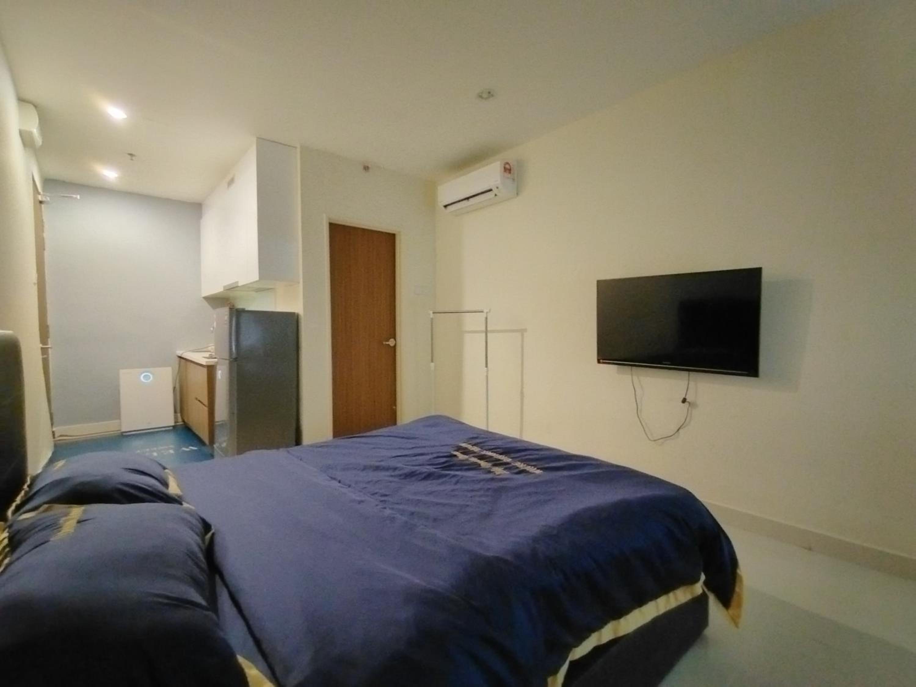 Kozi Square Studio view 5