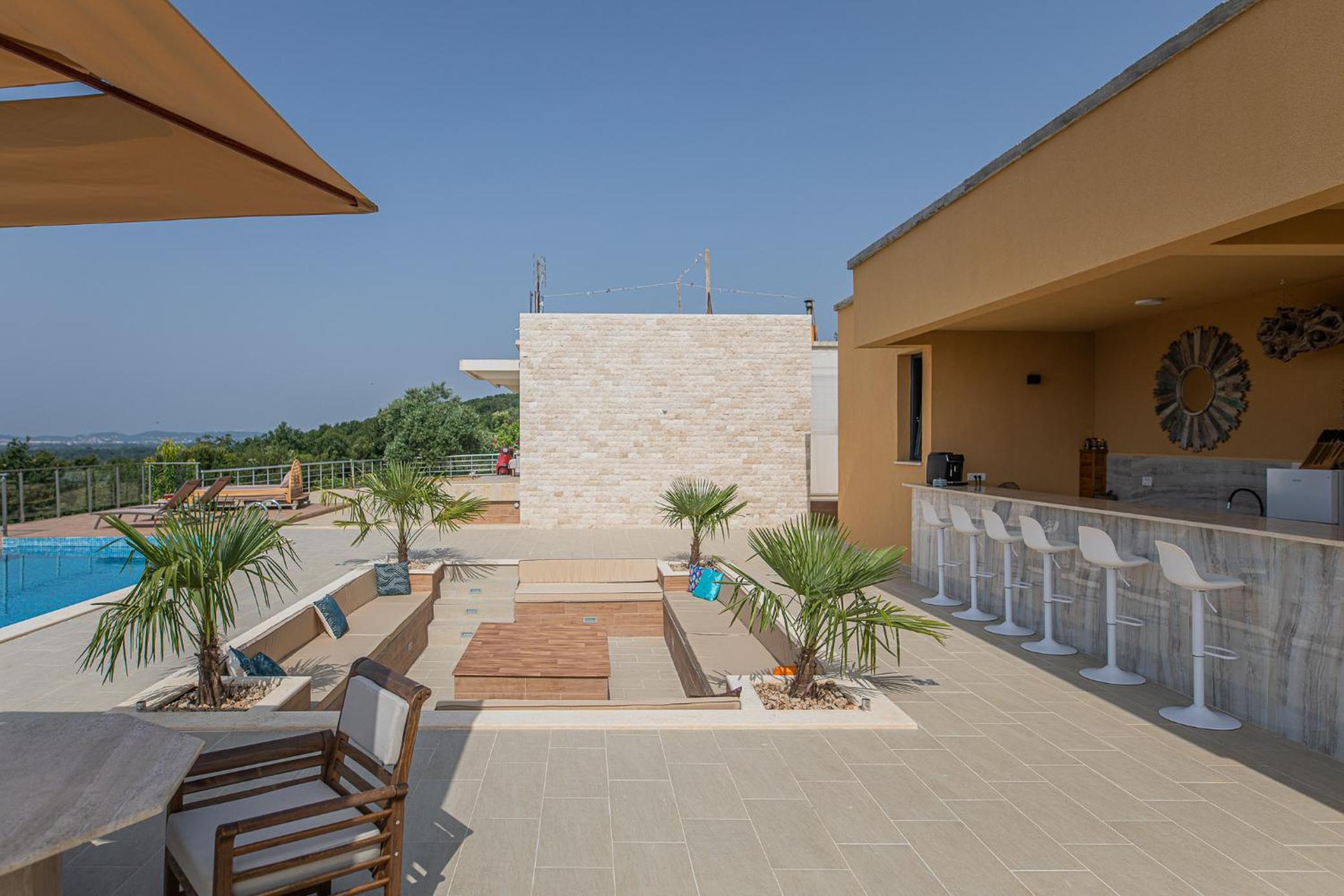 Solana's View - Ferienhäuser in ruhiger Lage, mit einer einzigartigen Aussicht, Infinity Pool, Free Parking und Wlan