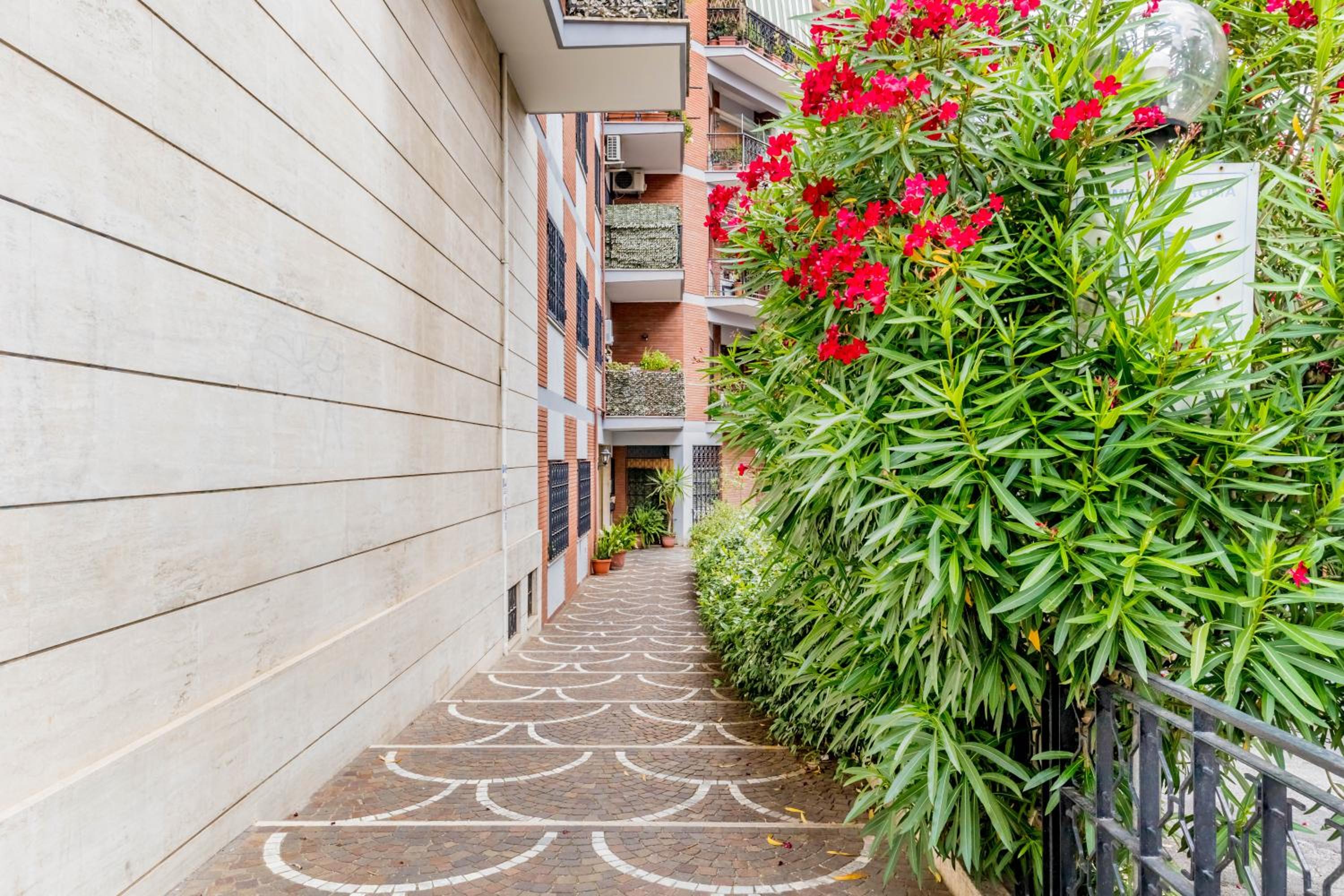 BBHOME Elegant Flat with private terrace Villa Pamphili