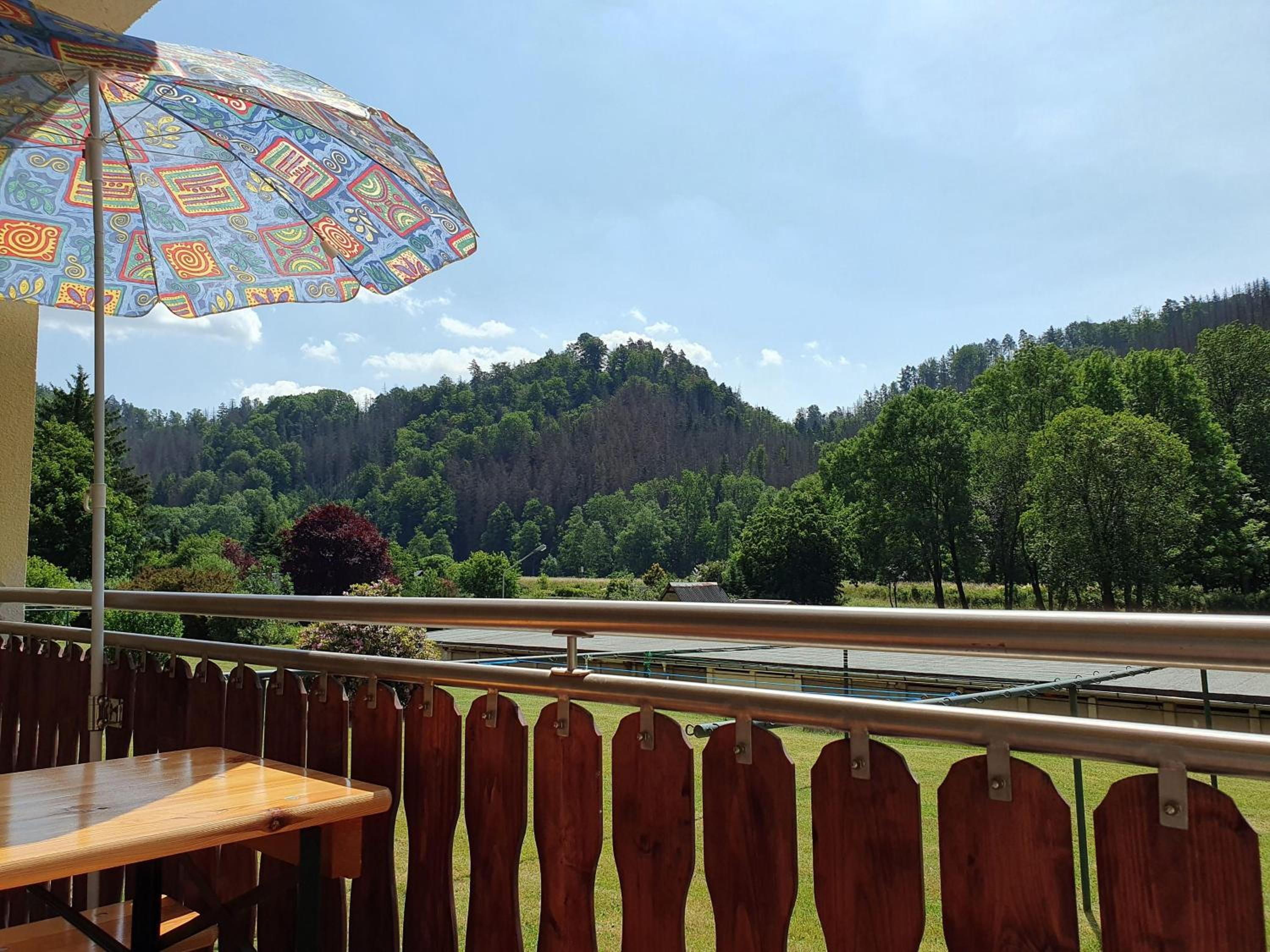 Ferienwohnung-Wandersruh-Oase-der-Ruhe-am-Malerweg-und-die-saechs-Schweiz-direkt-vor-der-Haustuer
