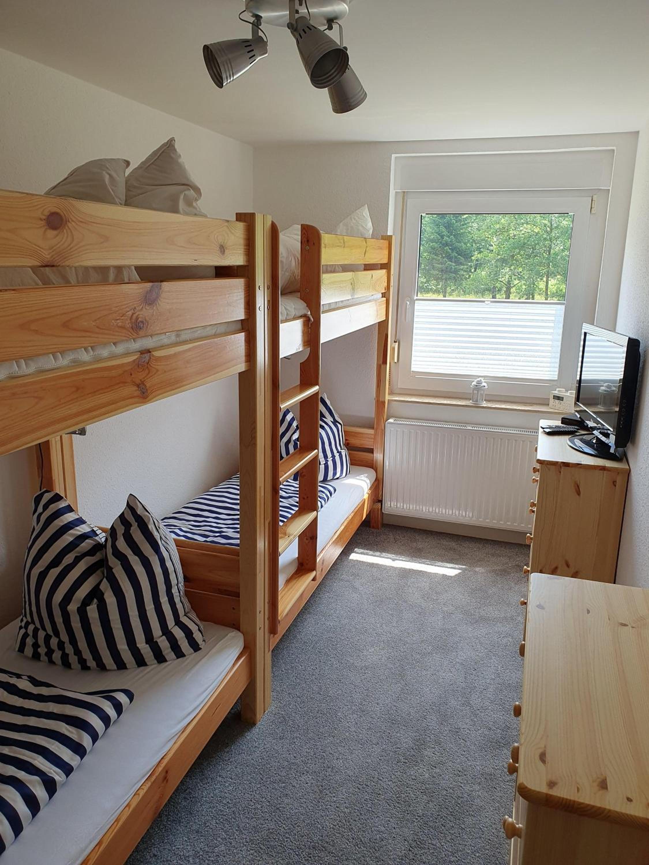 Ferienwohnung-Wandersruh-Oase-der-Ruhe-am-Malerweg-und-die-saechs-Schweiz-direkt-vor-der-Haustuer