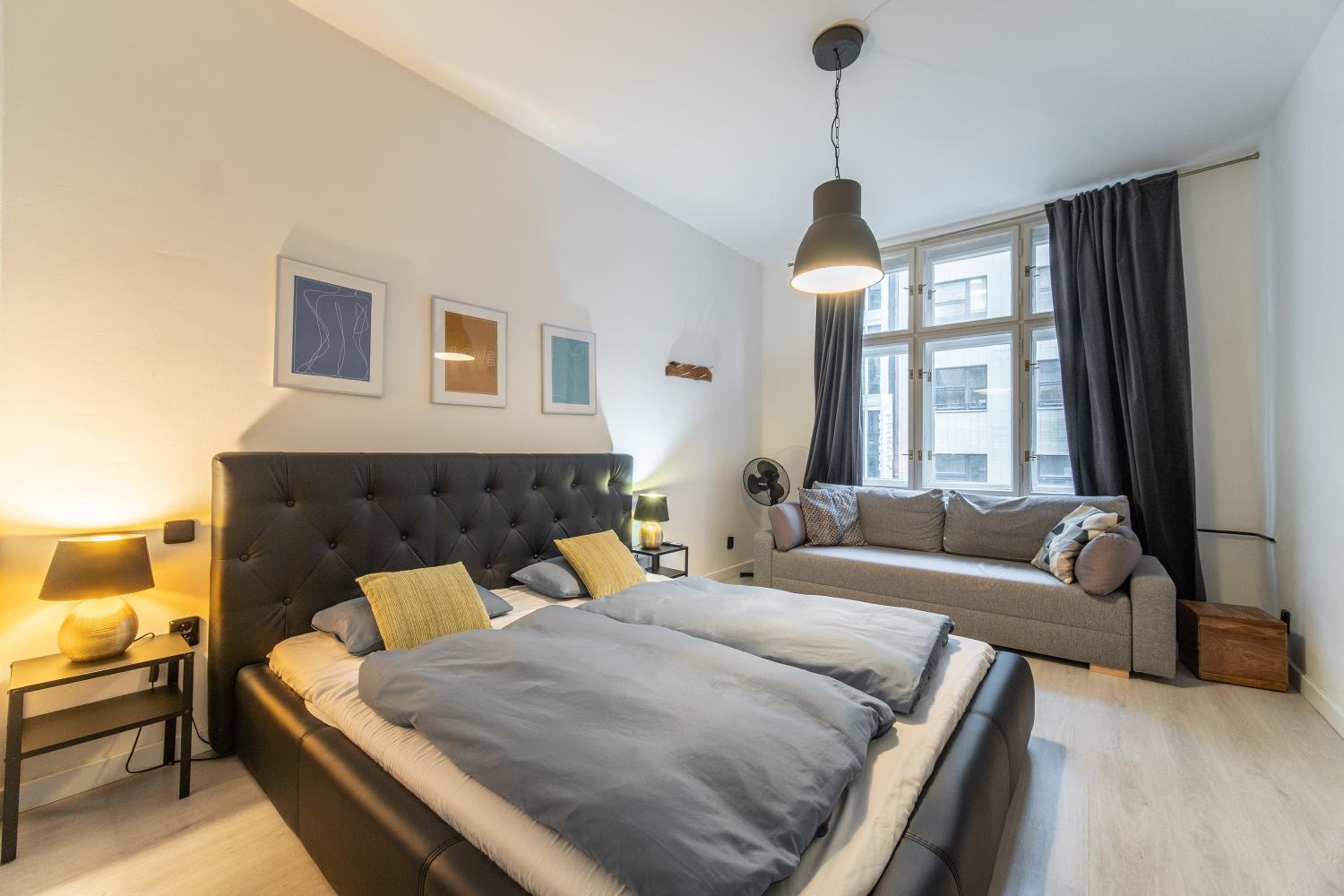 Sunny Central Apartment on Wenceslas Square by easyBNB
