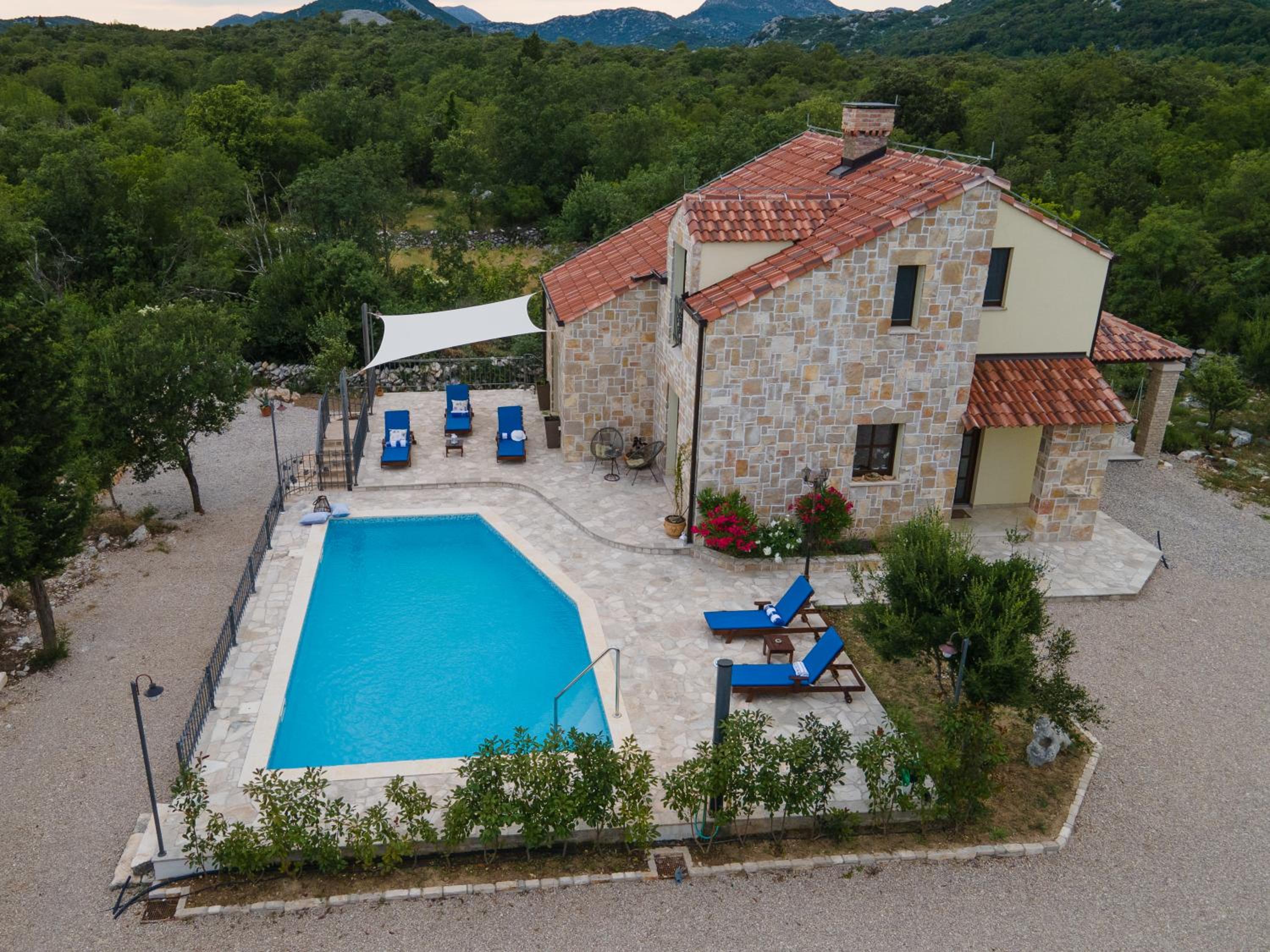 Villa Ilir