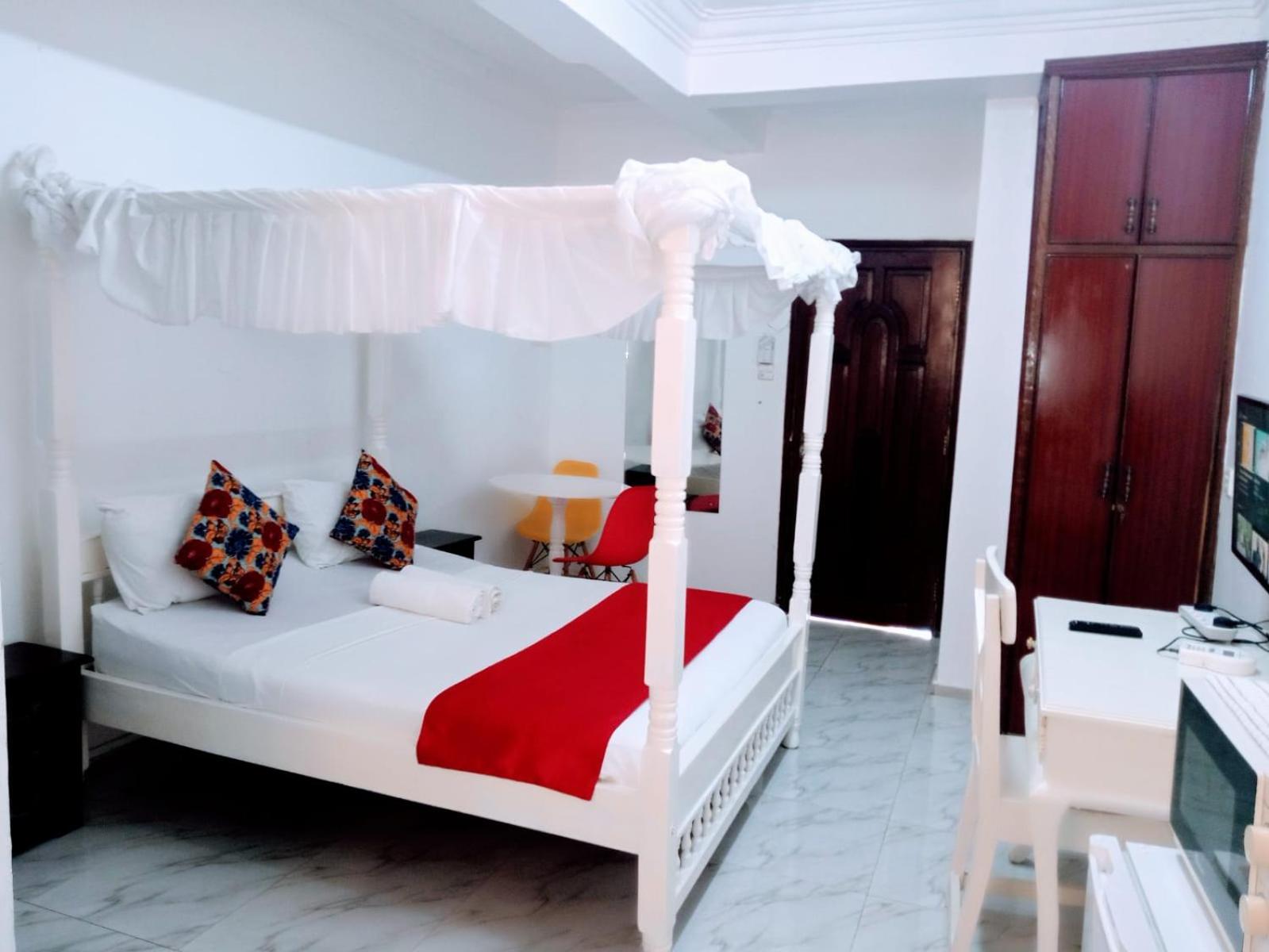 Bustani studio Apartments view 2