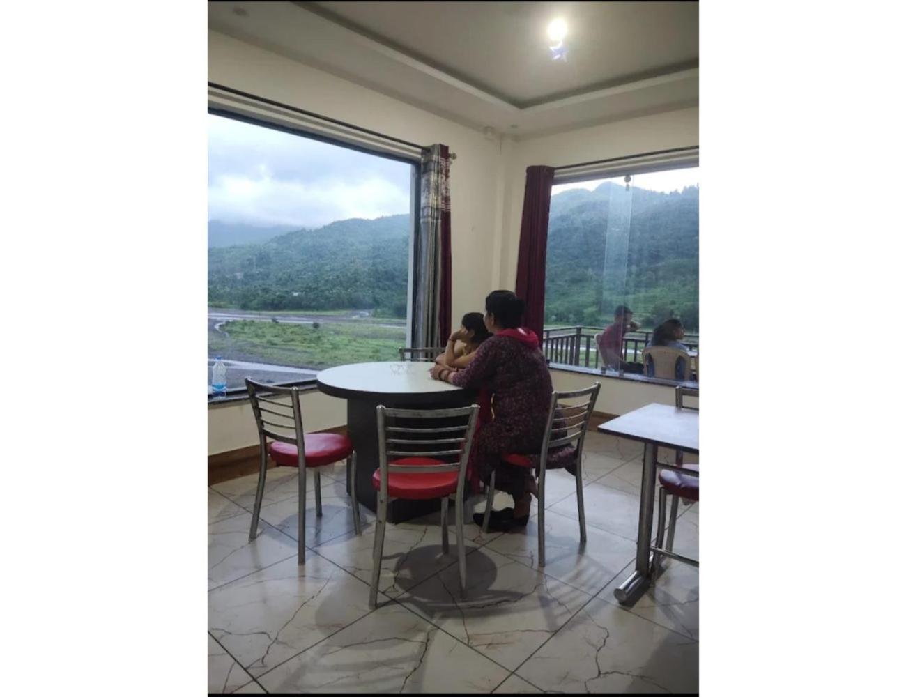 Drishti Guest House & Restaurants, Himachal Pradesh