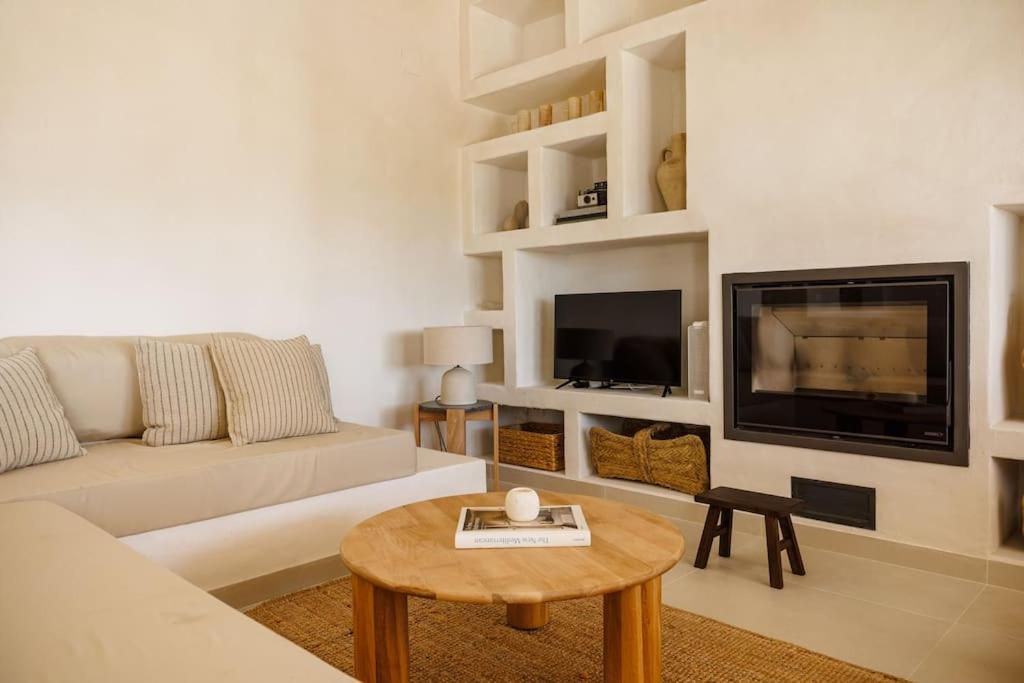 Stylish boutique villa Casa Amas