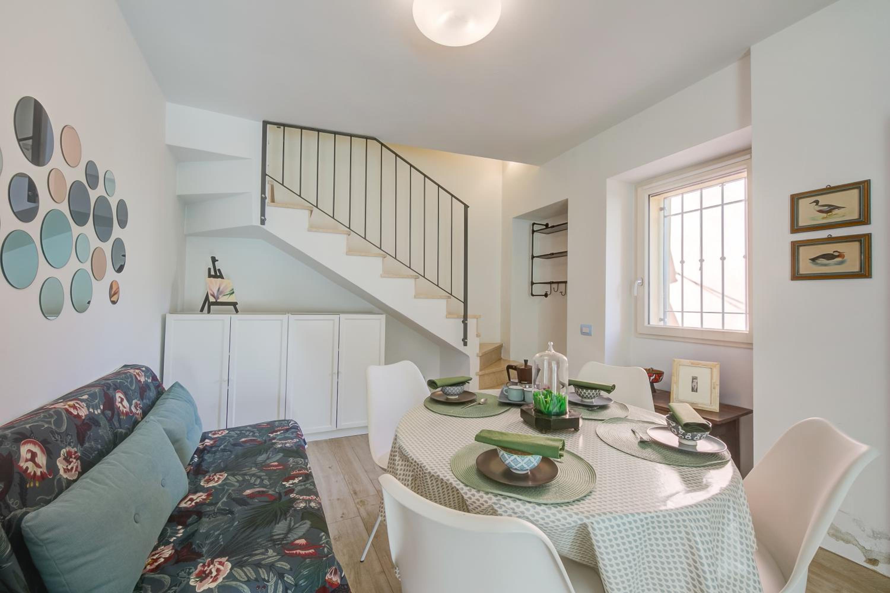 Henry-Historic Center 300m From Lake - Happy Rentals view 5