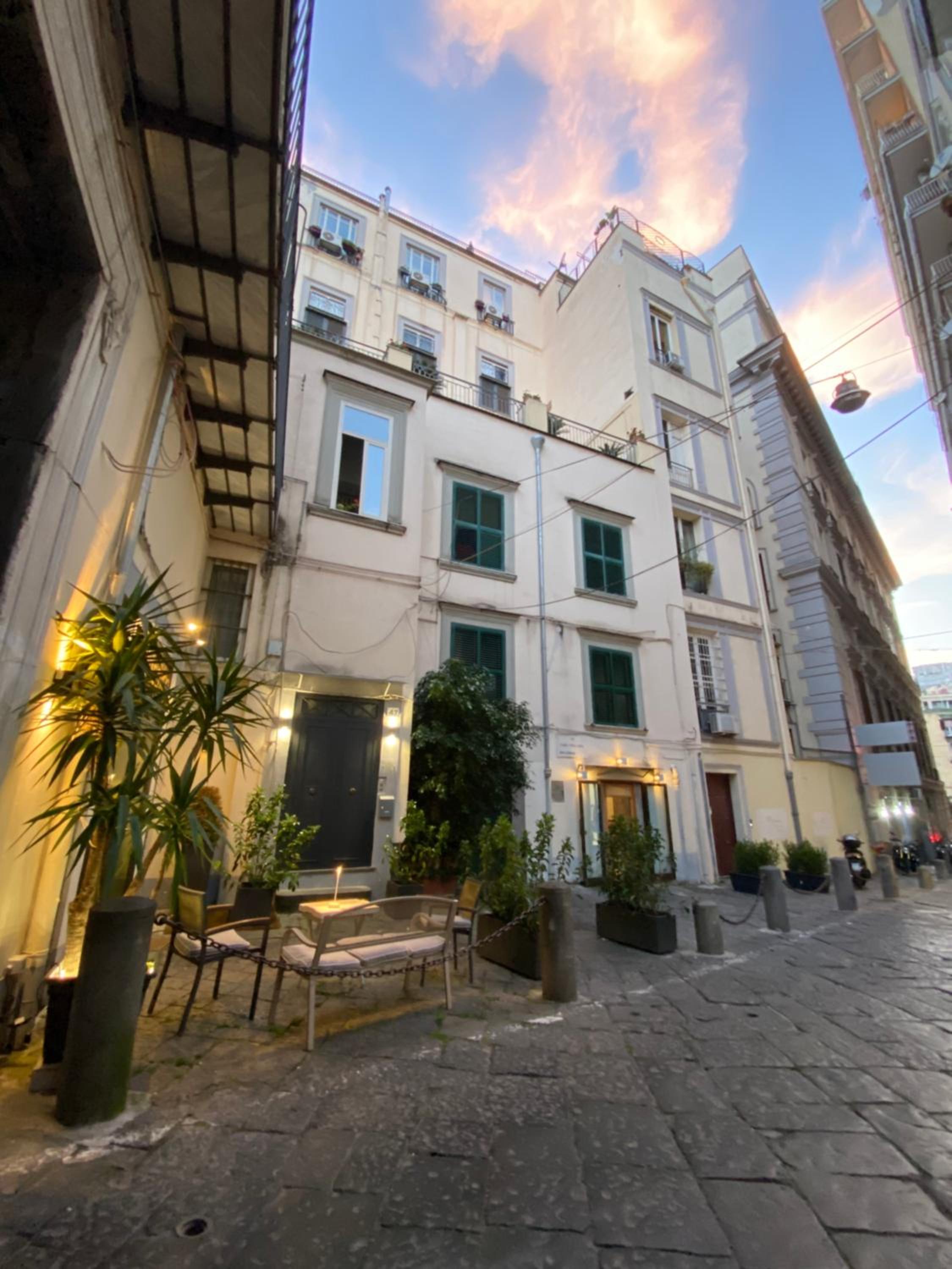 Paura Suite Apartment