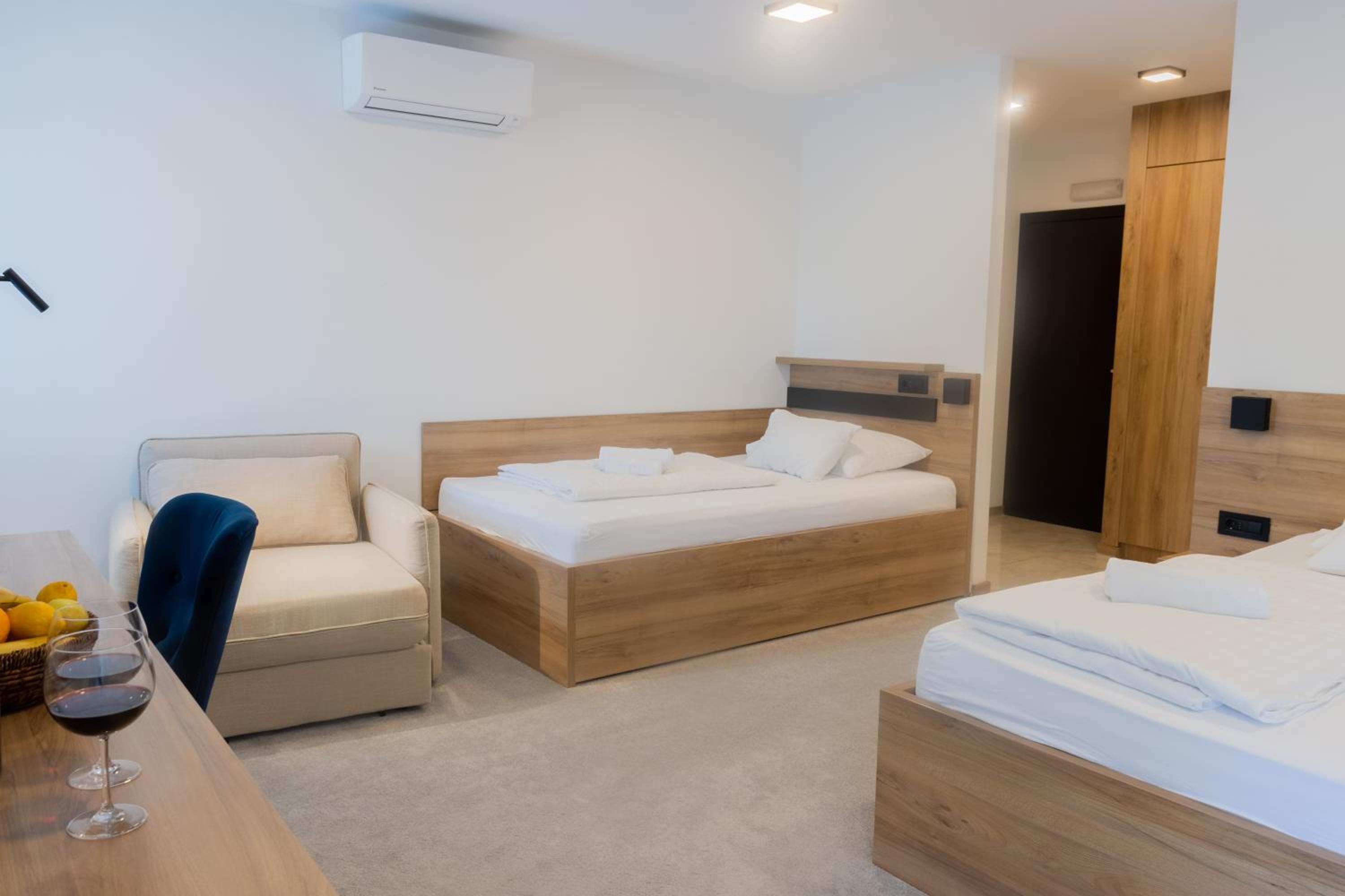 Apartments & rooms Stella Adriatica