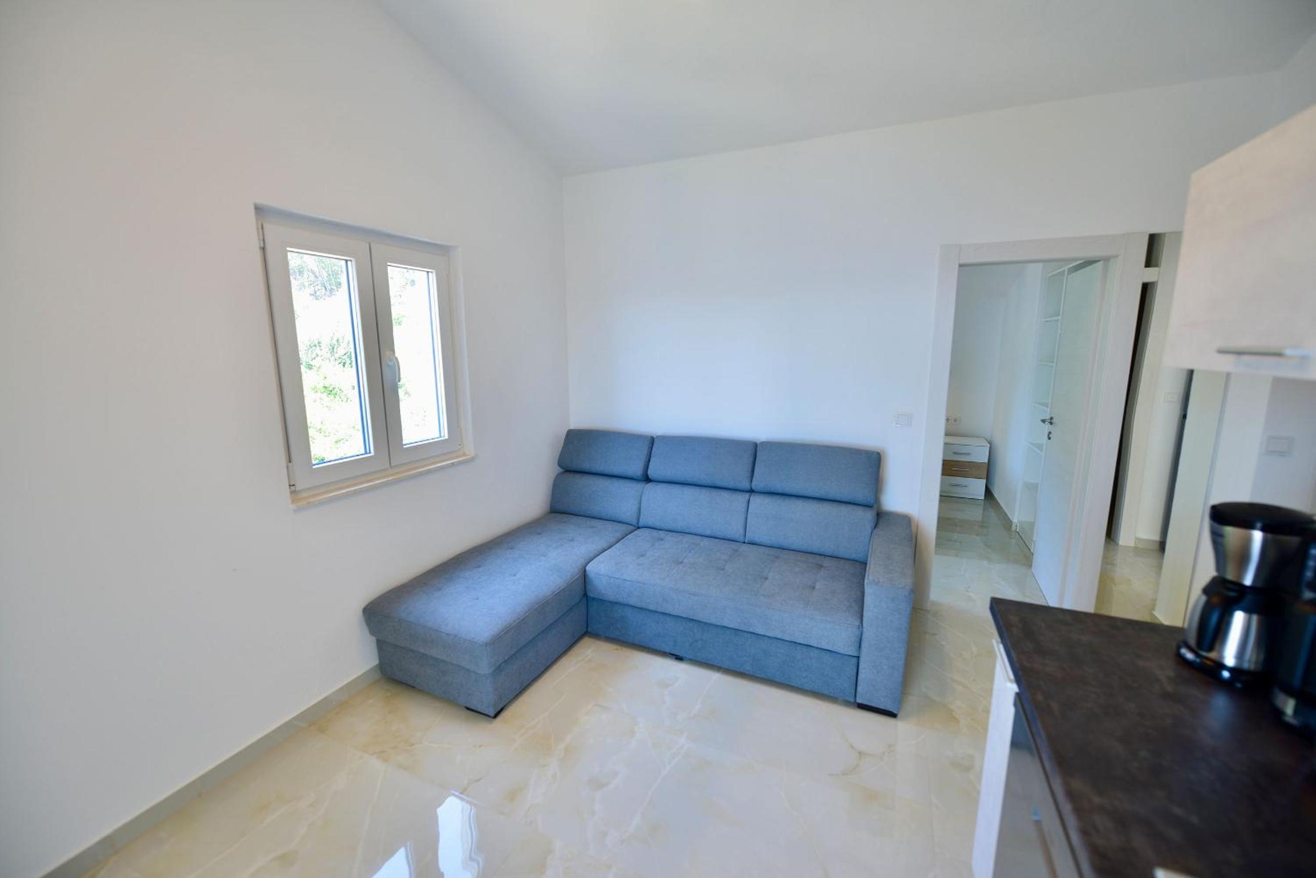 Apartments Petrovac