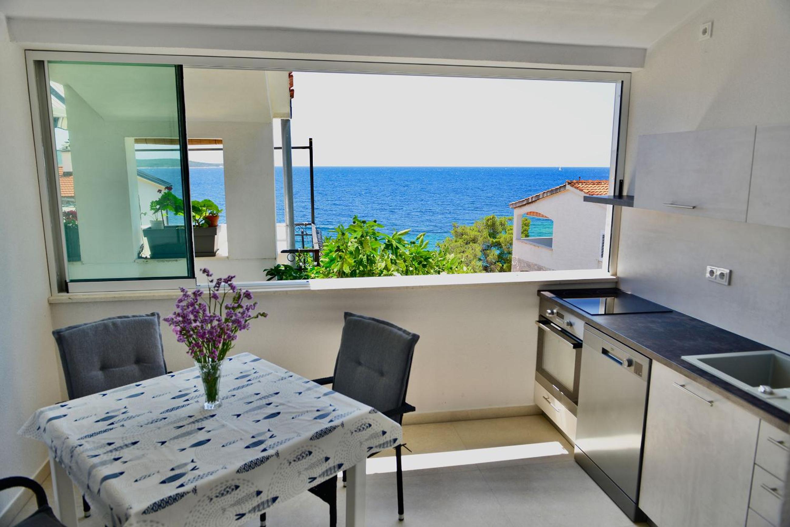 Apartments Petrovac