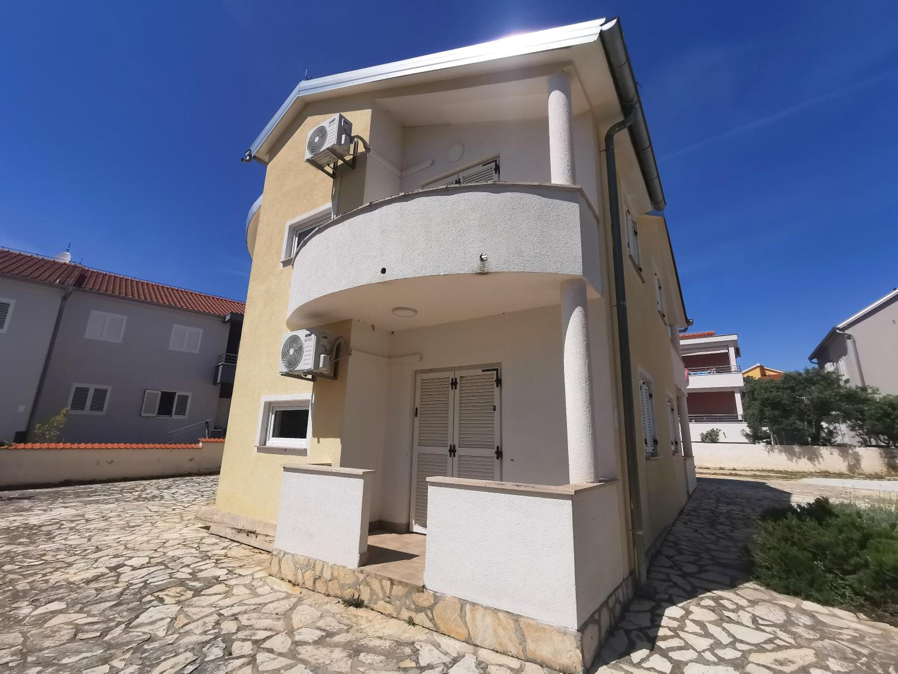 Apartmani Lešić