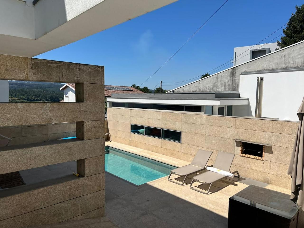 Moradia Lux RR com piscina
