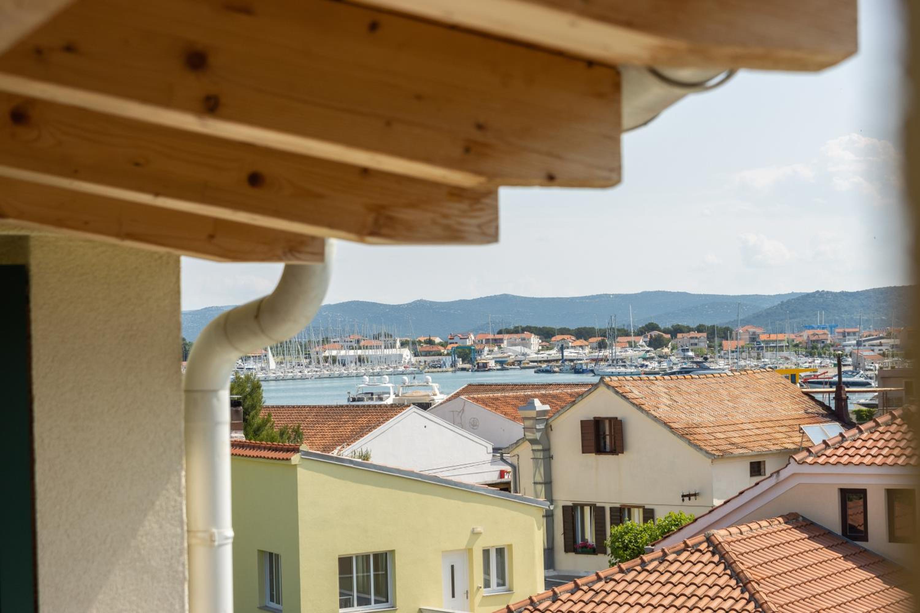 Apartments & rooms Stella Adriatica
