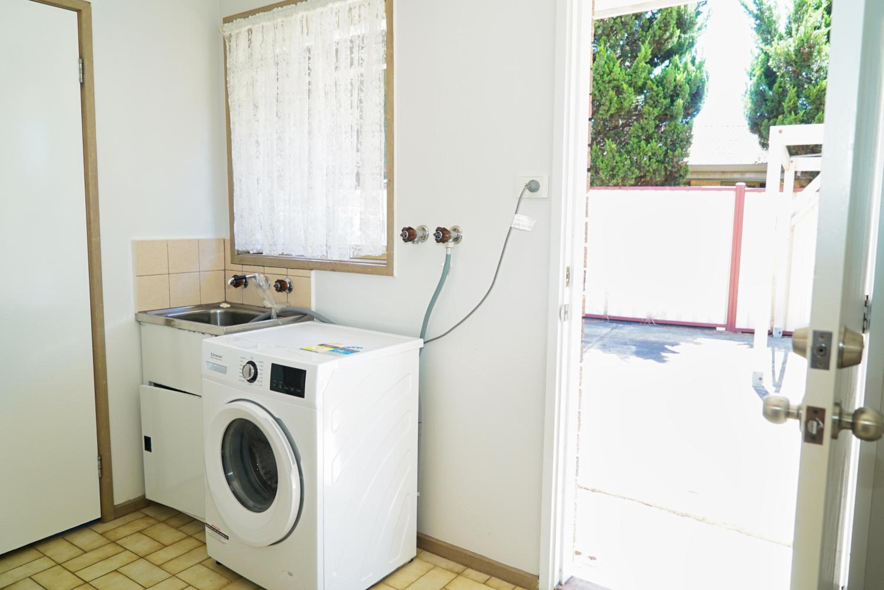 COZY 2 BEDROOM HOUSE /MELBOURNE